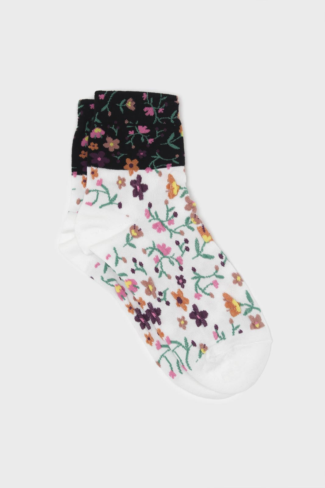 Ivory floral colourblock socks_1