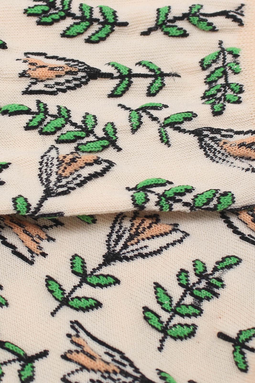 Light beige botanical socks_2