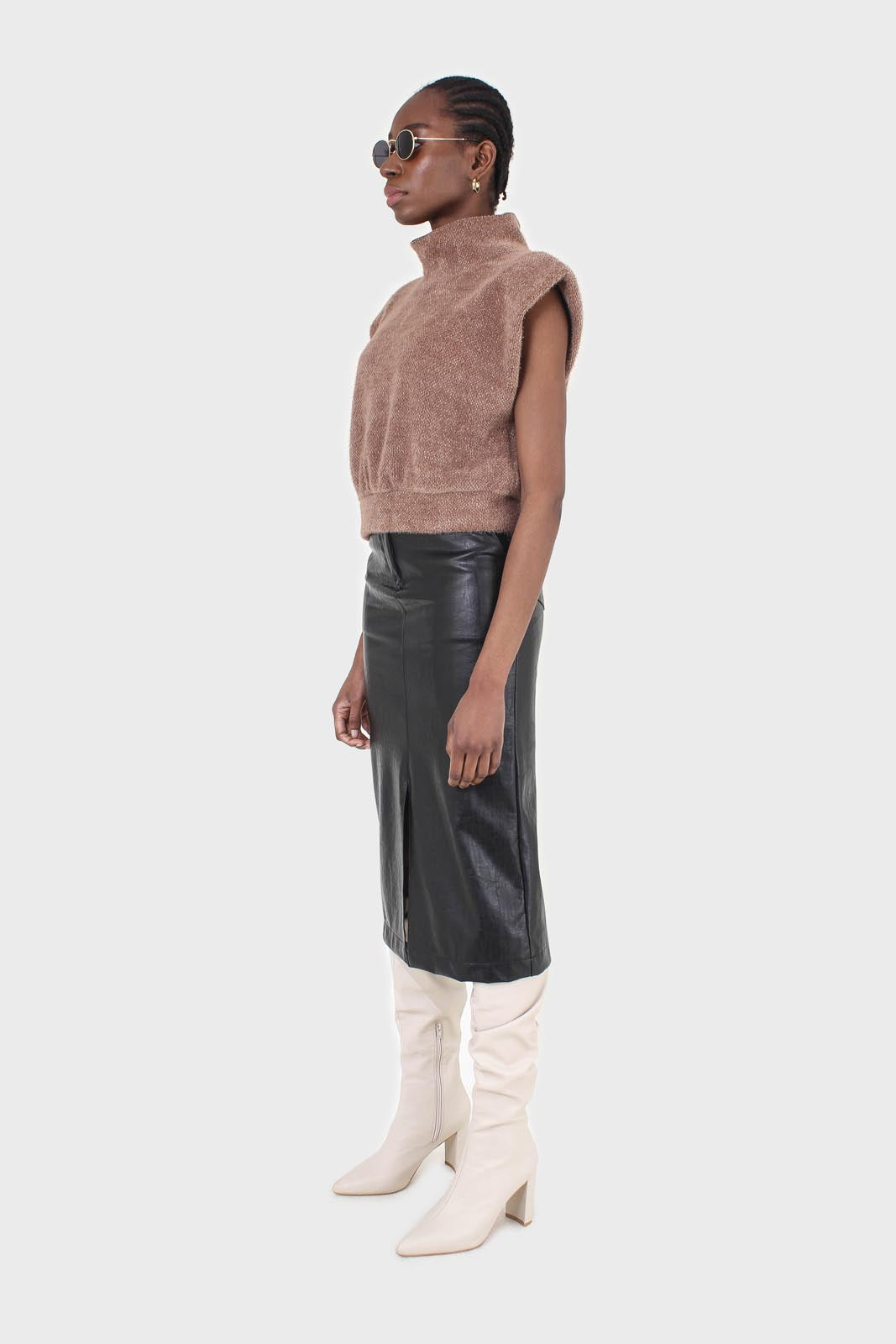 Brown fuzzy structured shoulder pad vest top_4