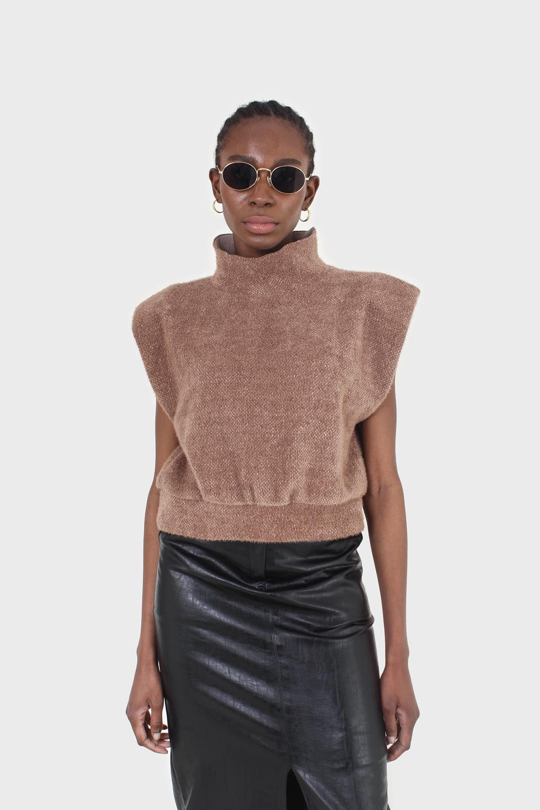 Brown fuzzy structured shoulder pad vest top_7