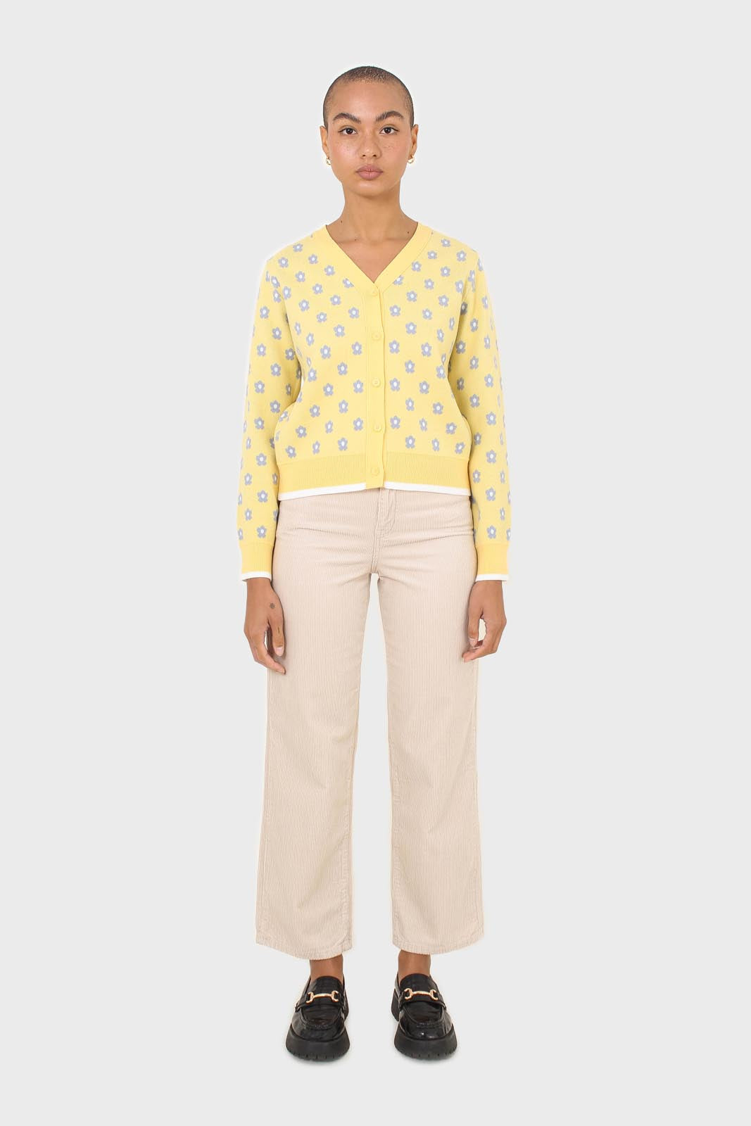 Yellow and blue intarsia daisy cardigan_3