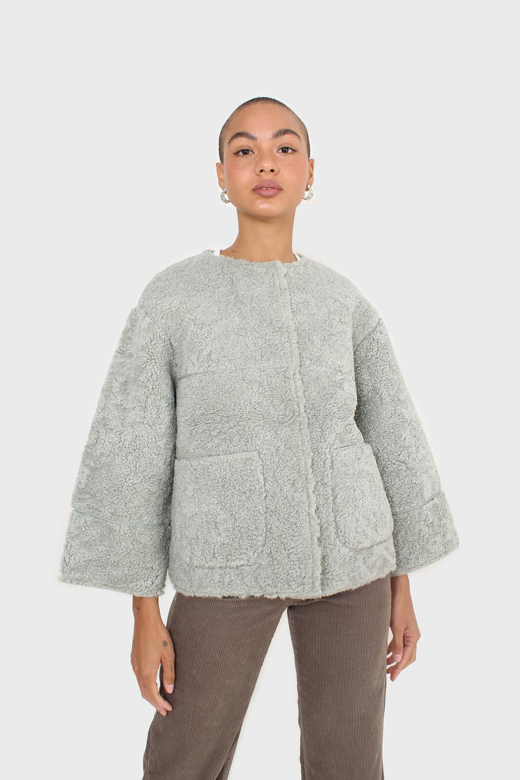 Mint oversized pocket teddy jacket_1