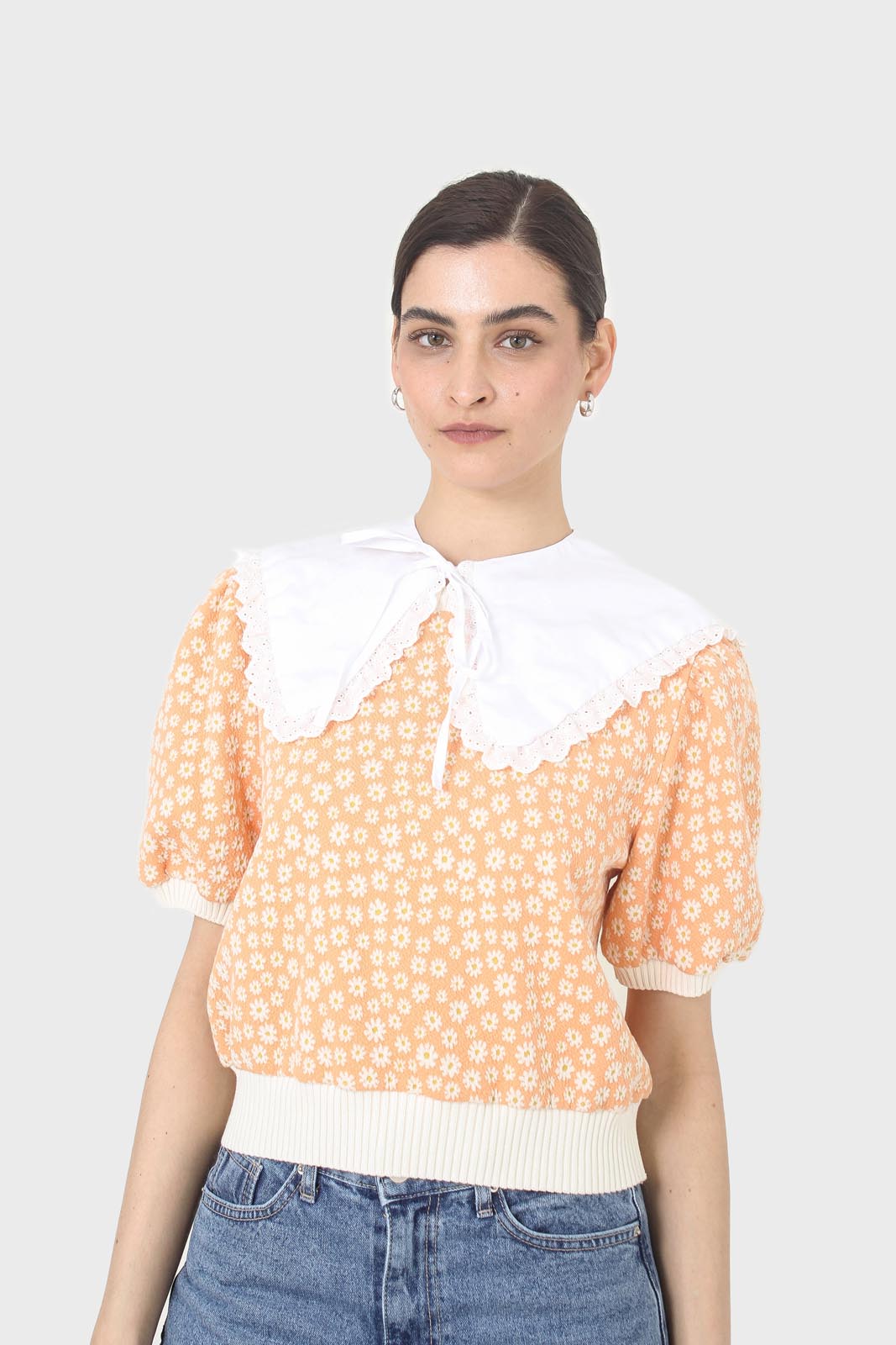 White eyelet trim detachable collar_5