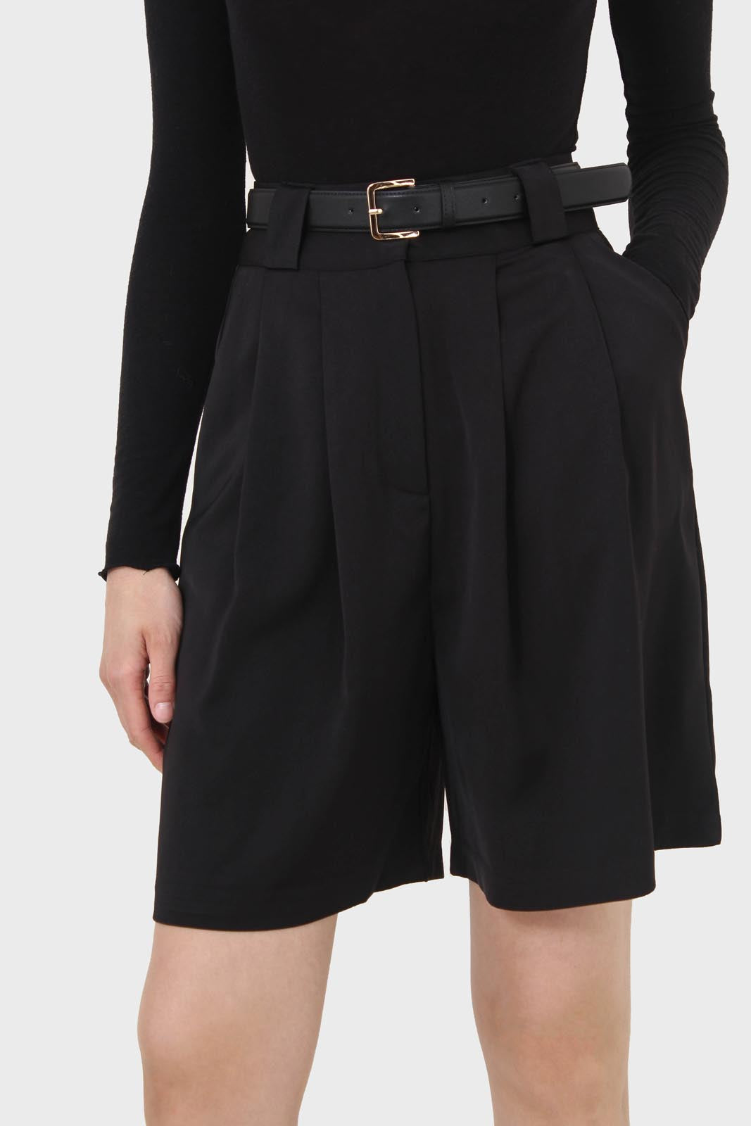Black silky pleated shorts_1