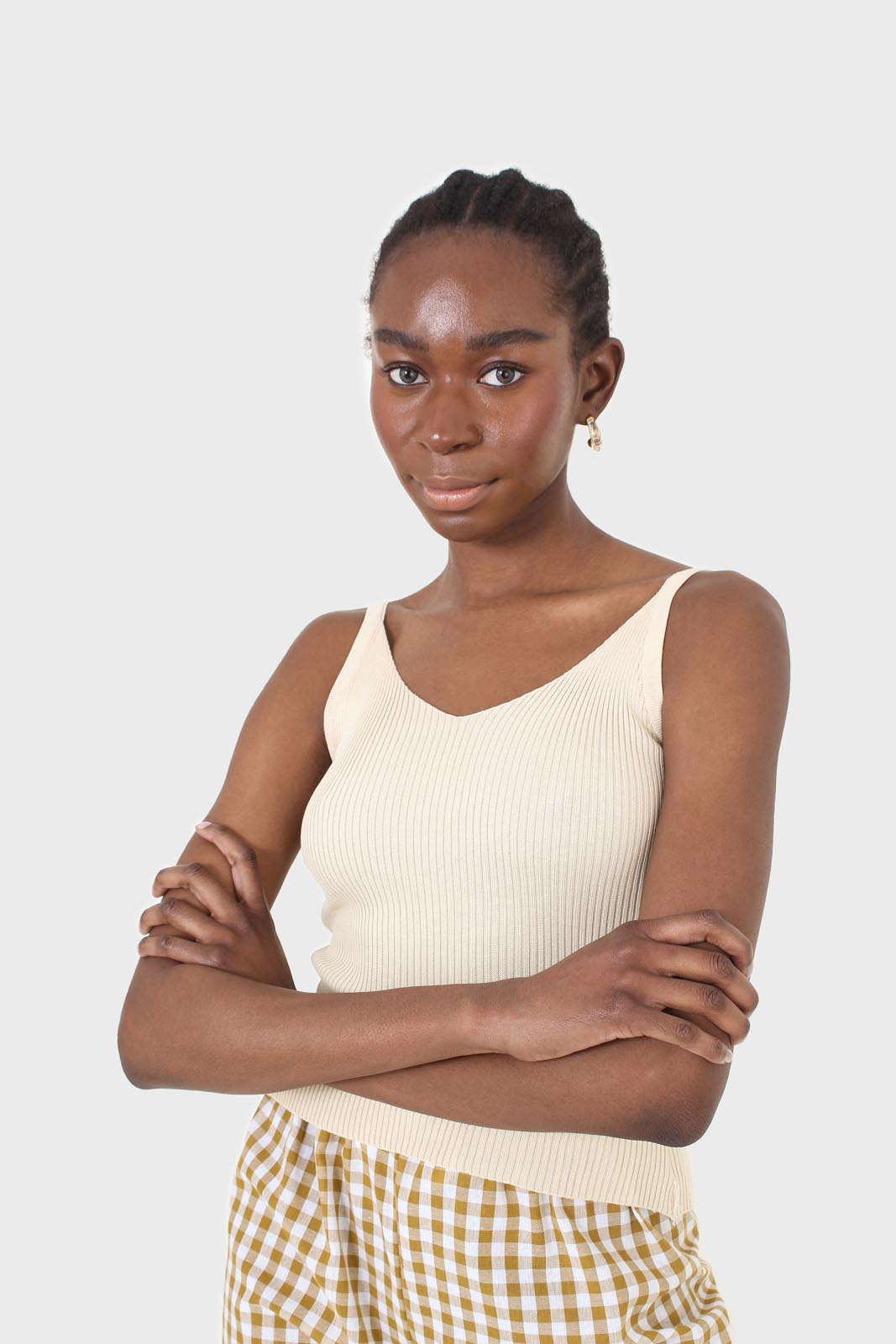 Beige v-neck knit tank_6