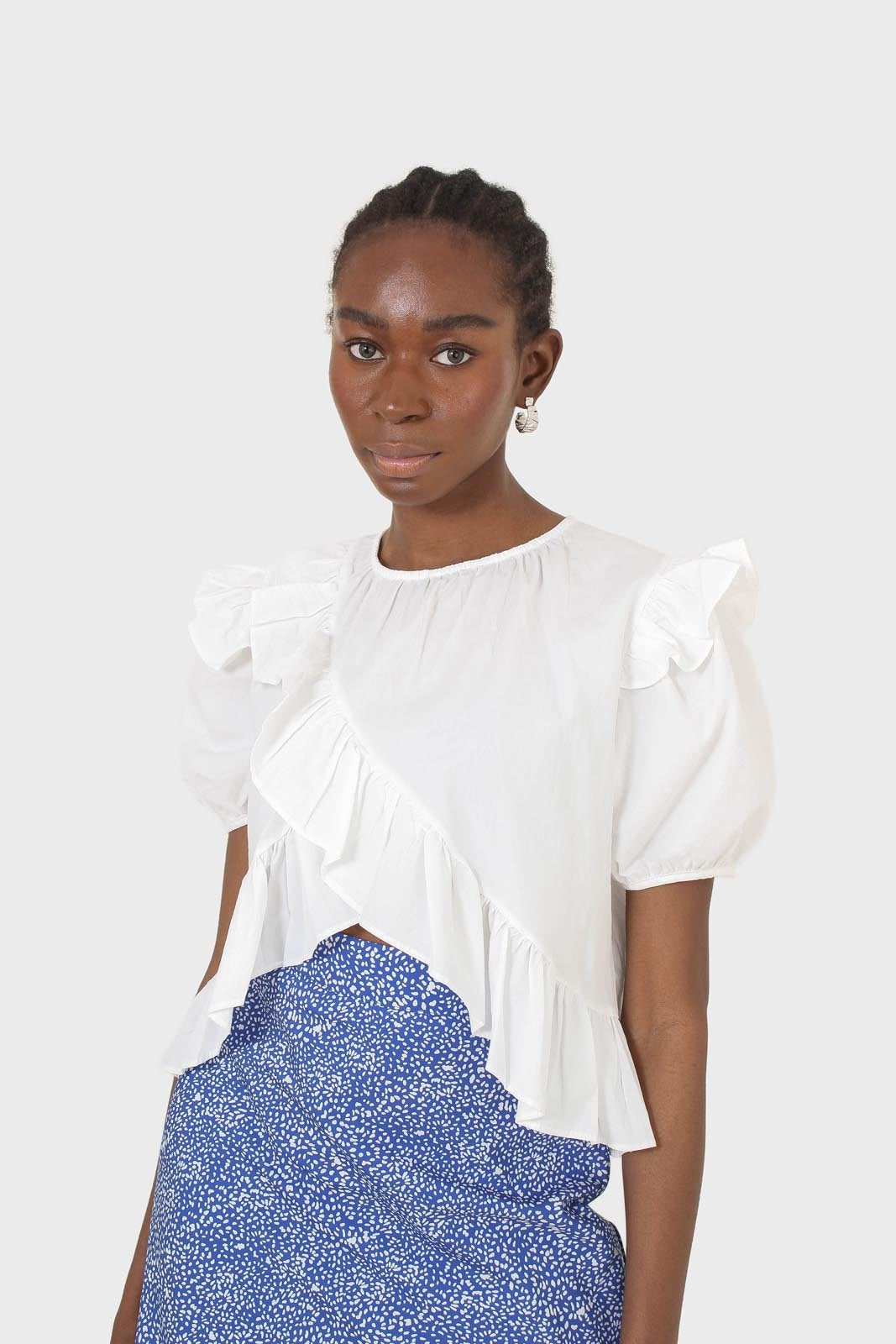 White asymmetric frill short sleeved top_1