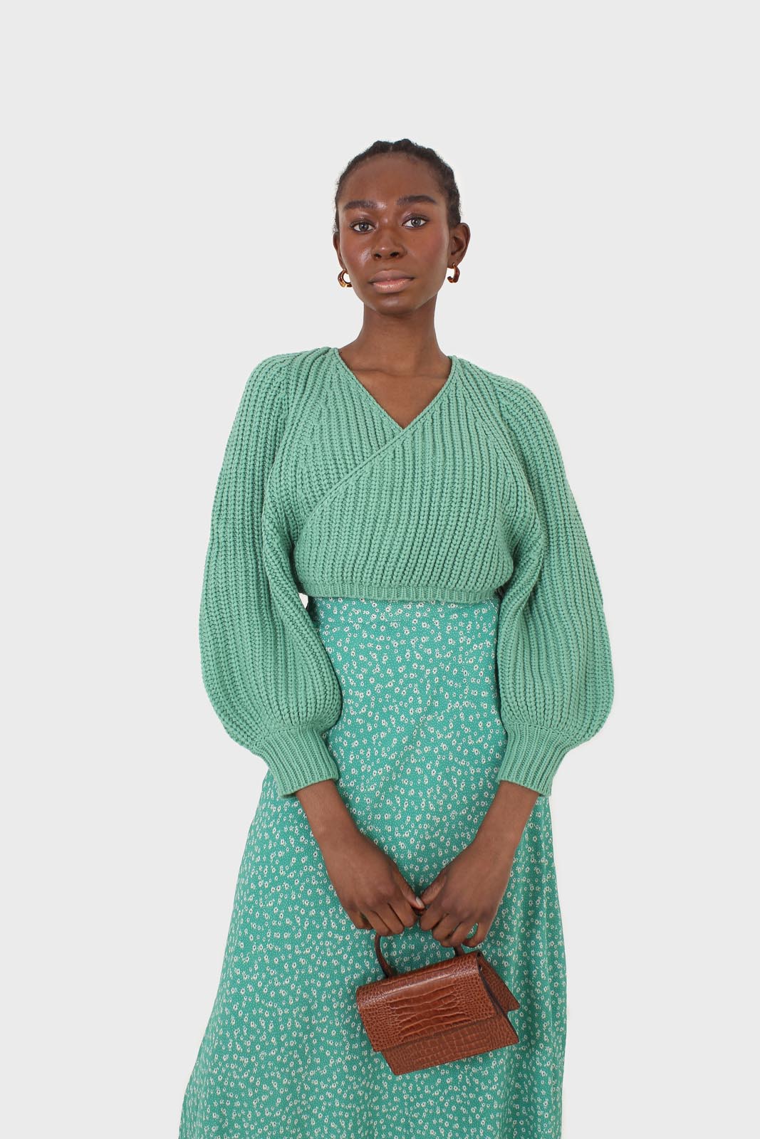 Brown croc skin rectangle thick chain handbag_4