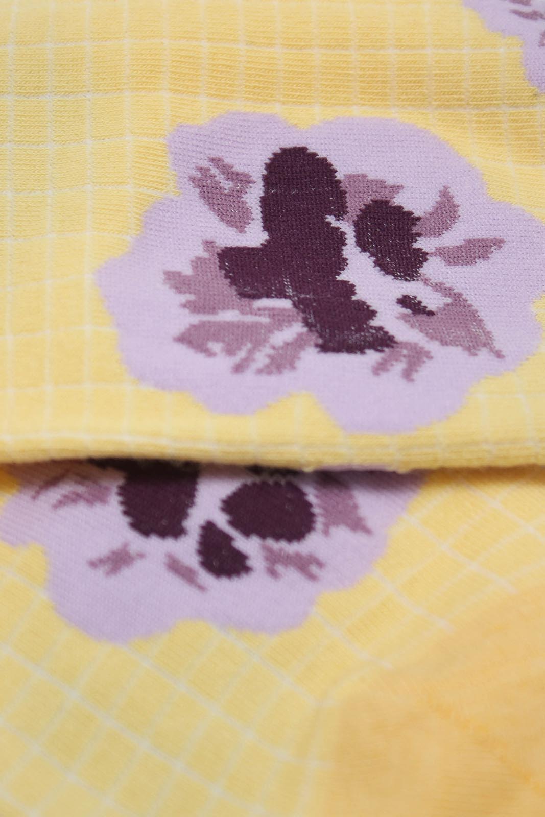 Yellow floral grid socks_2