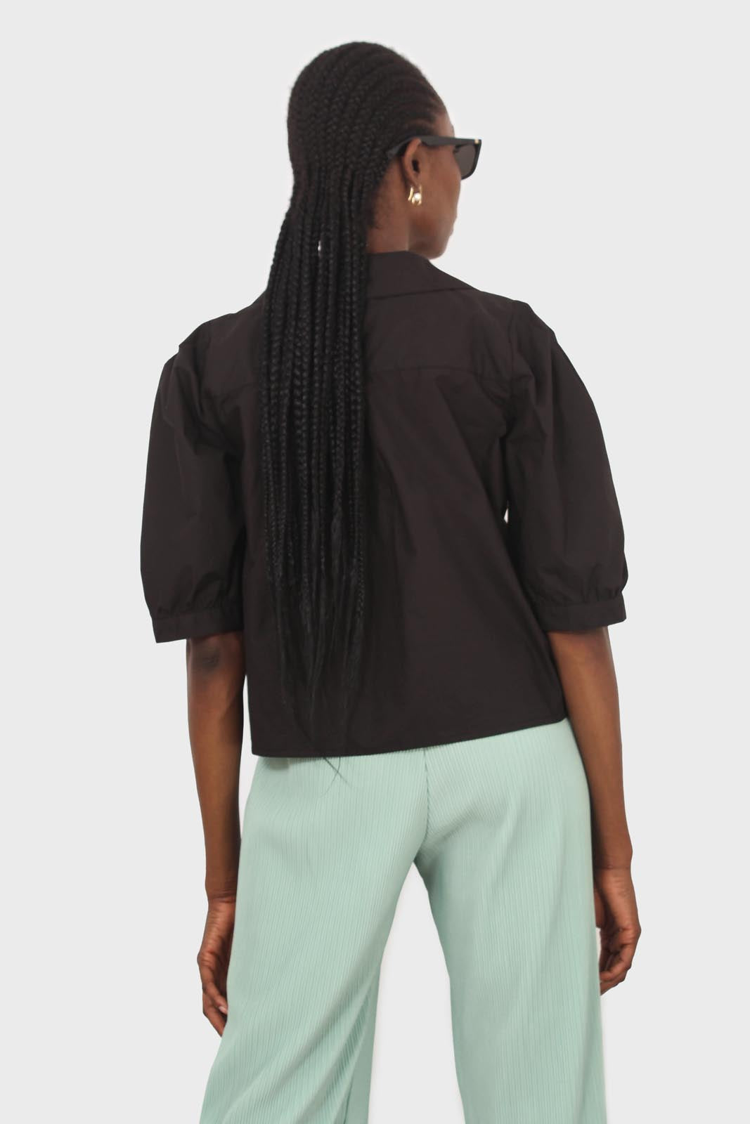 Black large collar pleated 3/4 sleeve pearl button blouse_3