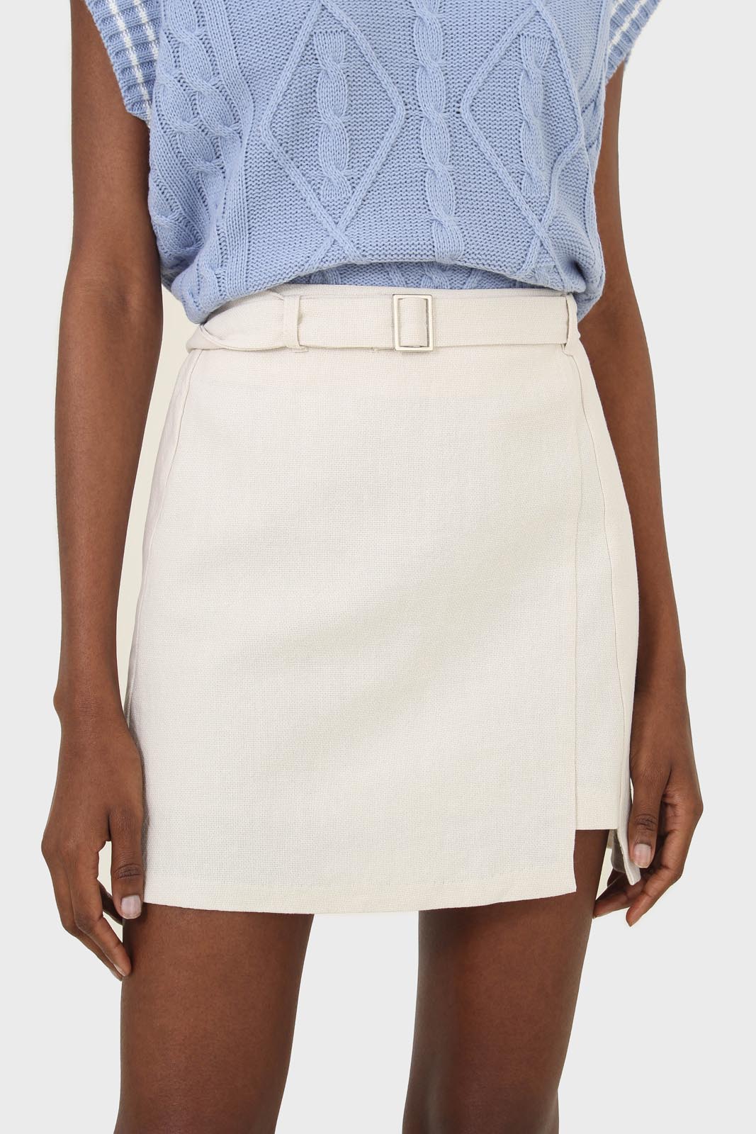 Ivory belted mini skirt_1