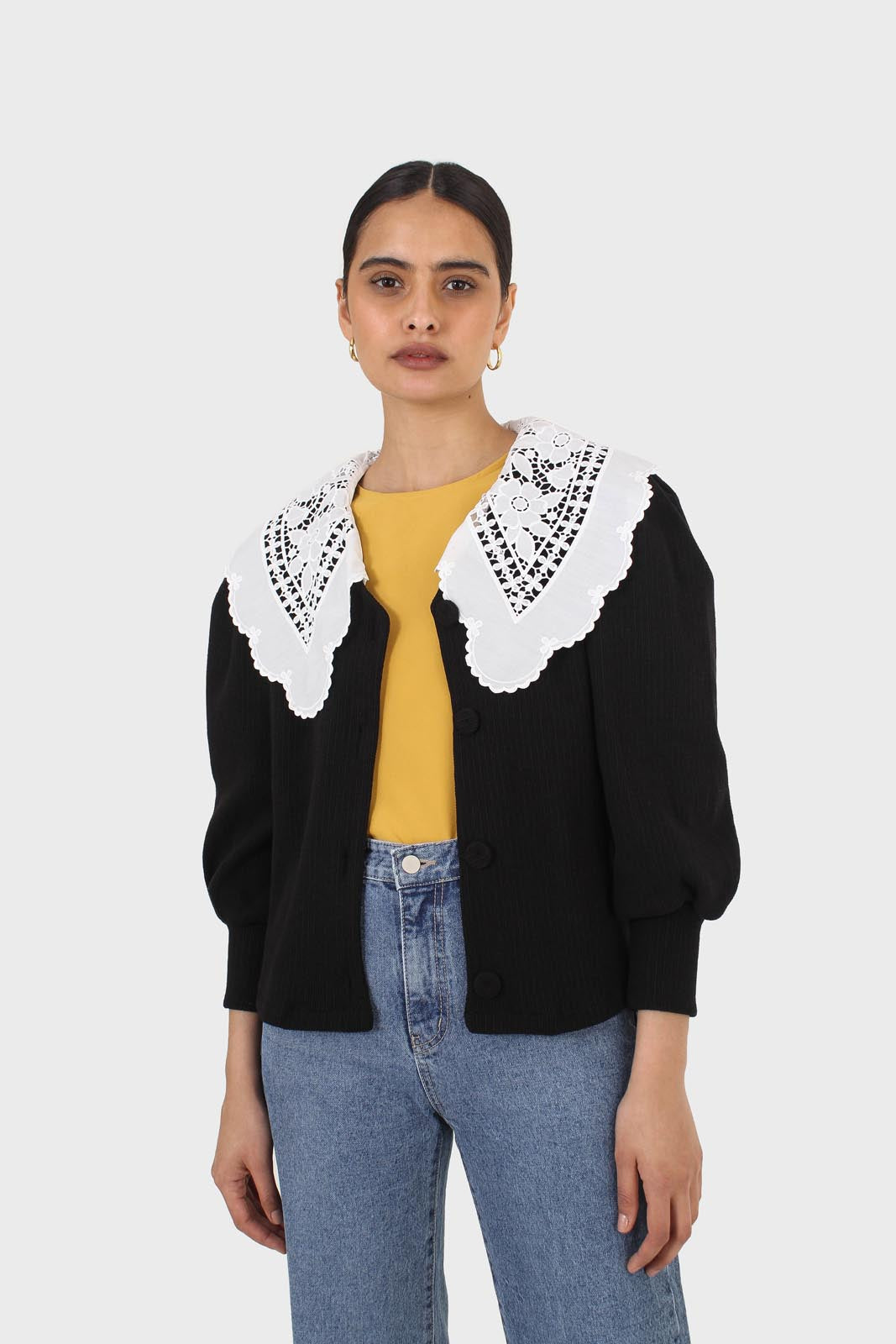 Black and ivory detachable lace collar cardigan_7