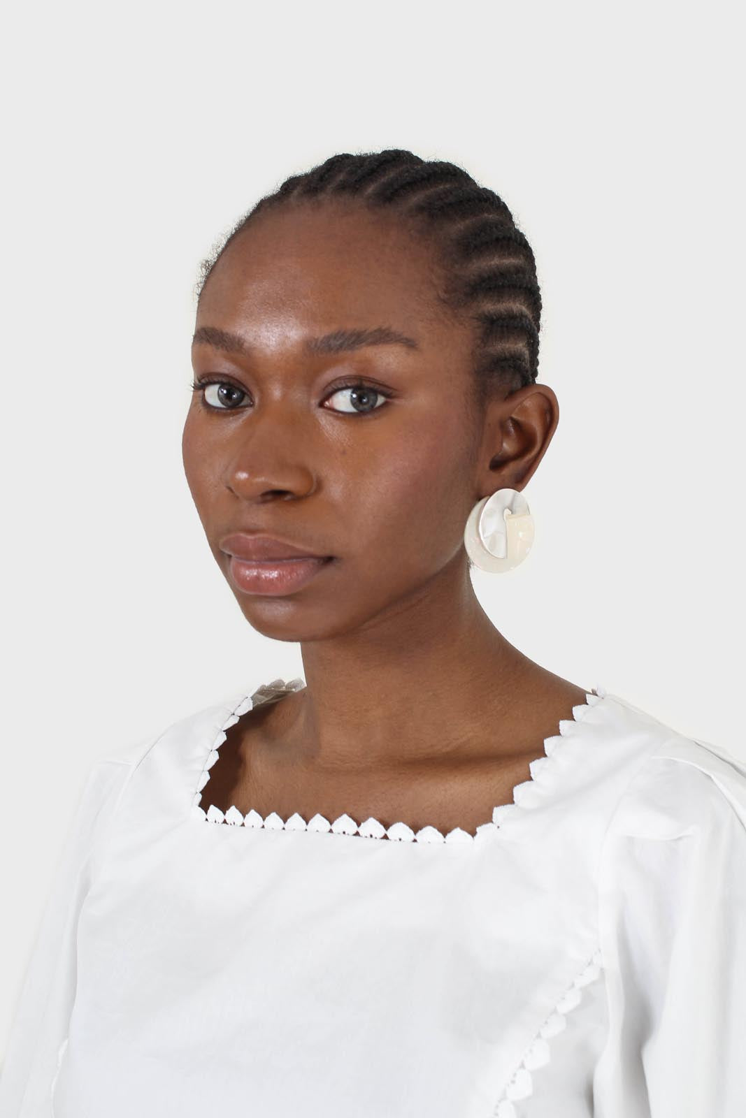 Ivory square neckline princess seam lace blouse_5