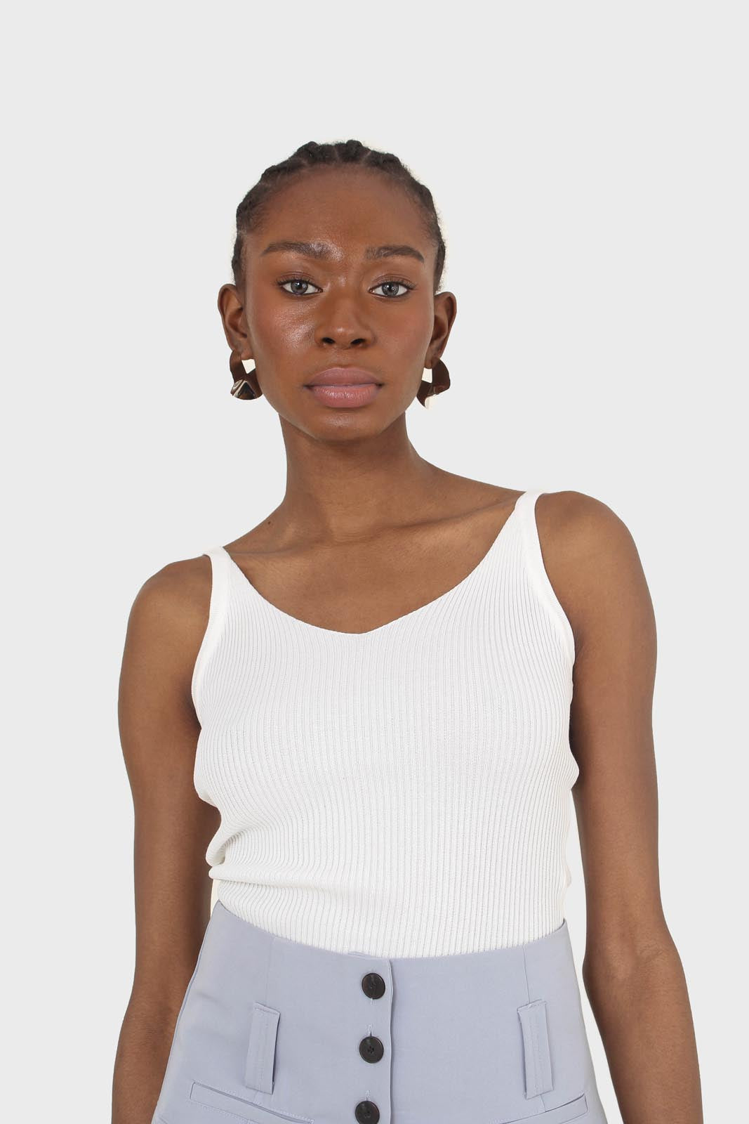 Ivory v-neck knit tank_1