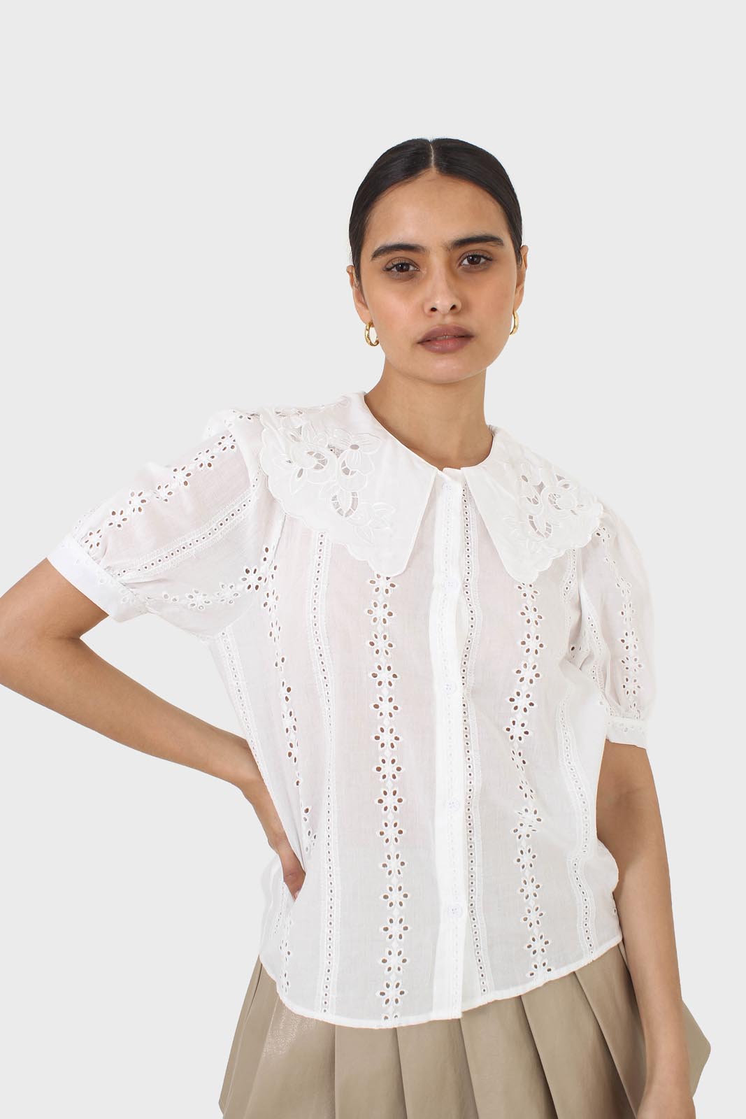 Ivory broderie anglaise large collar blouse_7