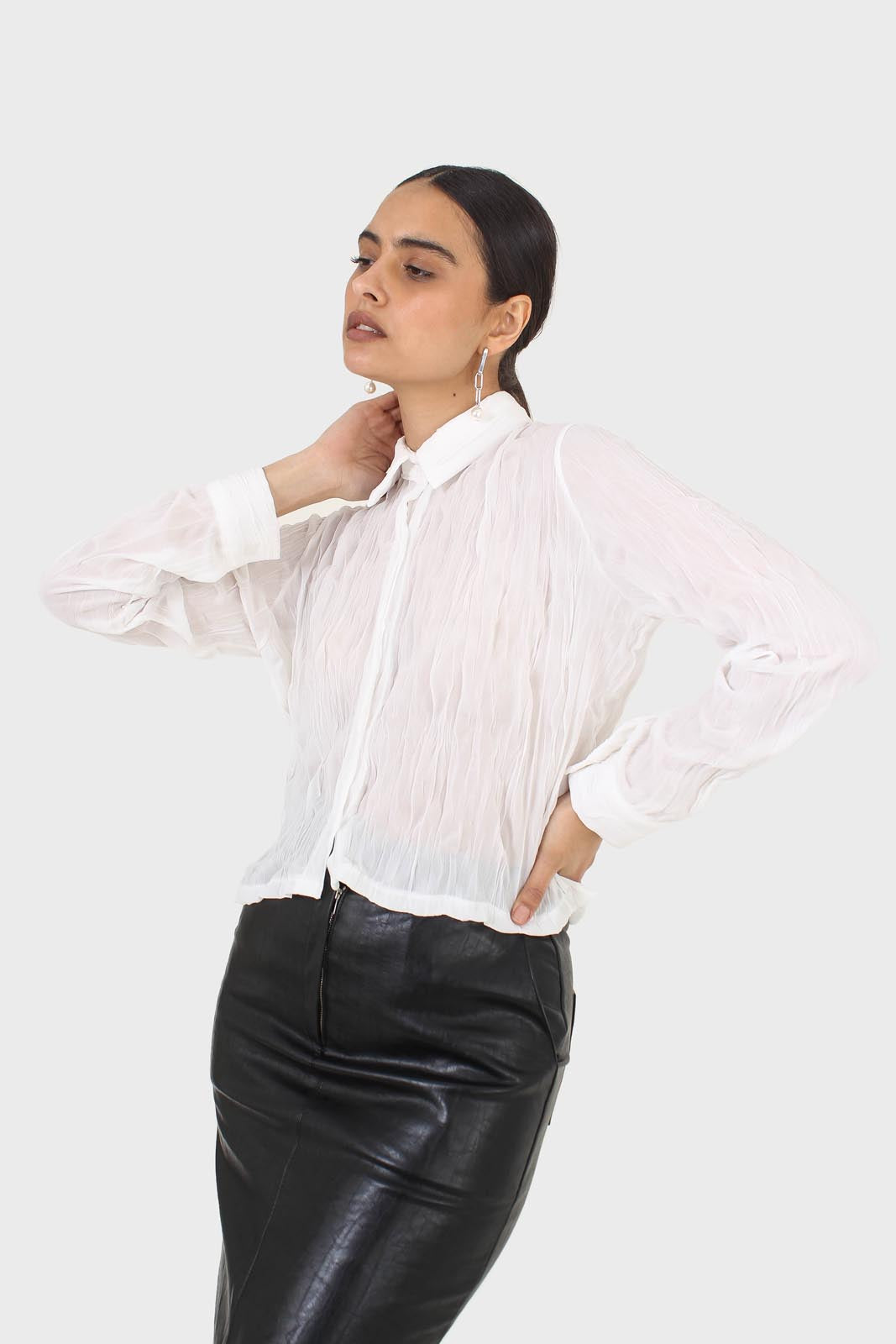 Ivory wrinkle button up blouse_1