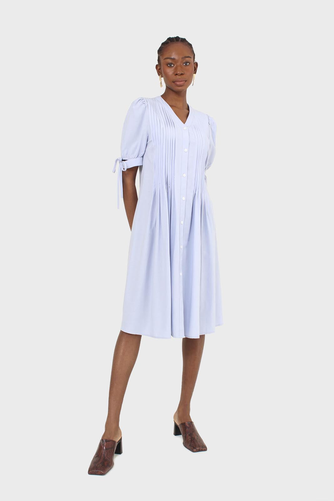 Blue button front pleated detail shirt dress_9