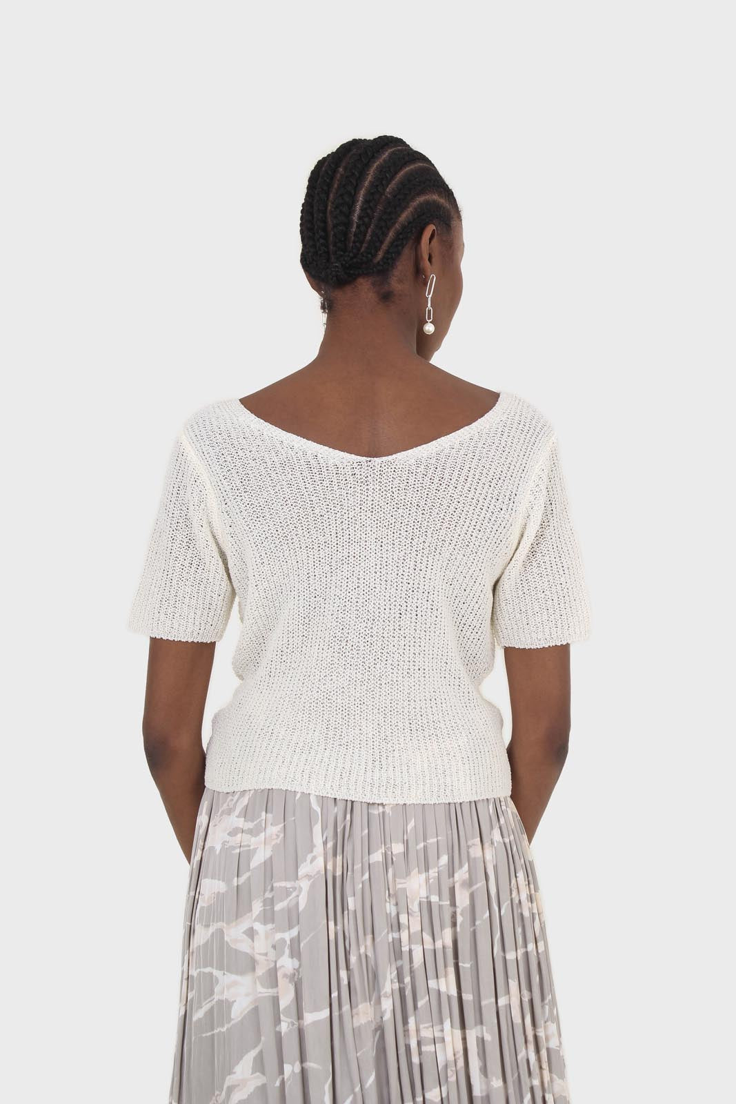 Ivory twist front Knitted short sleeved shirt_2