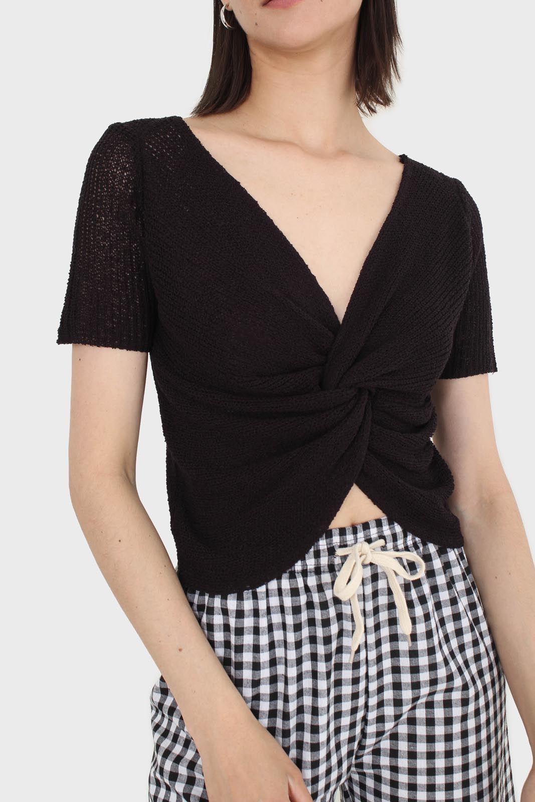 Black twist front knitted short sleeved top_2