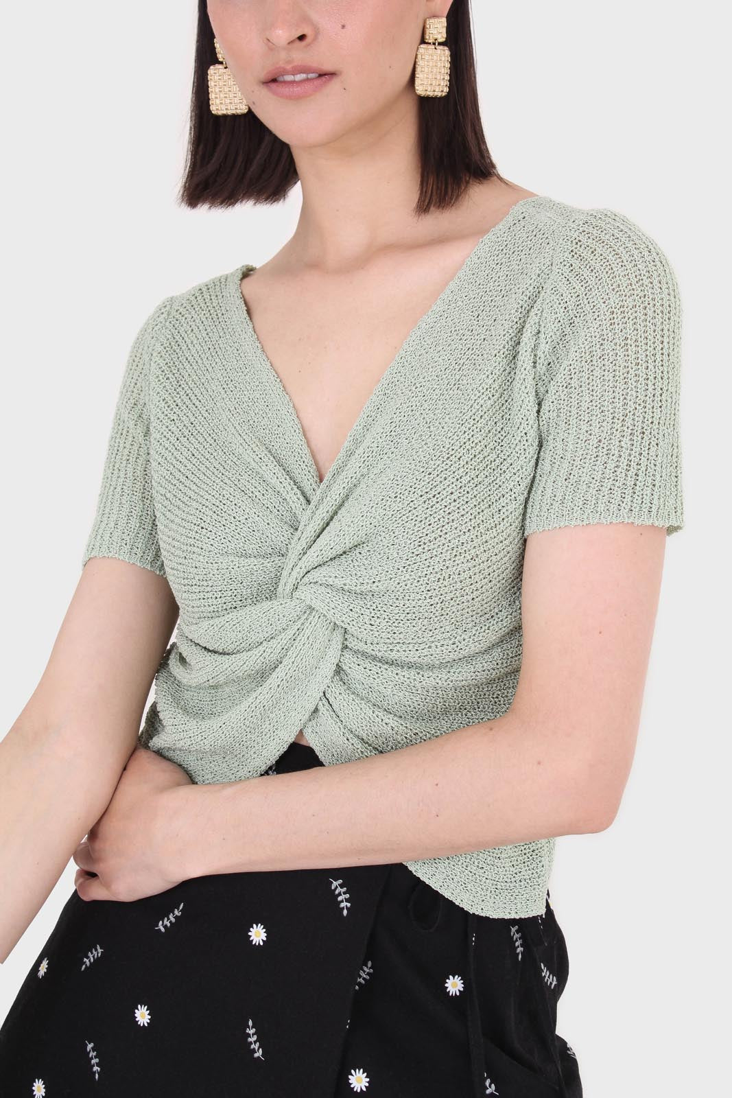Bright green twist front knitted short sleeved top_5