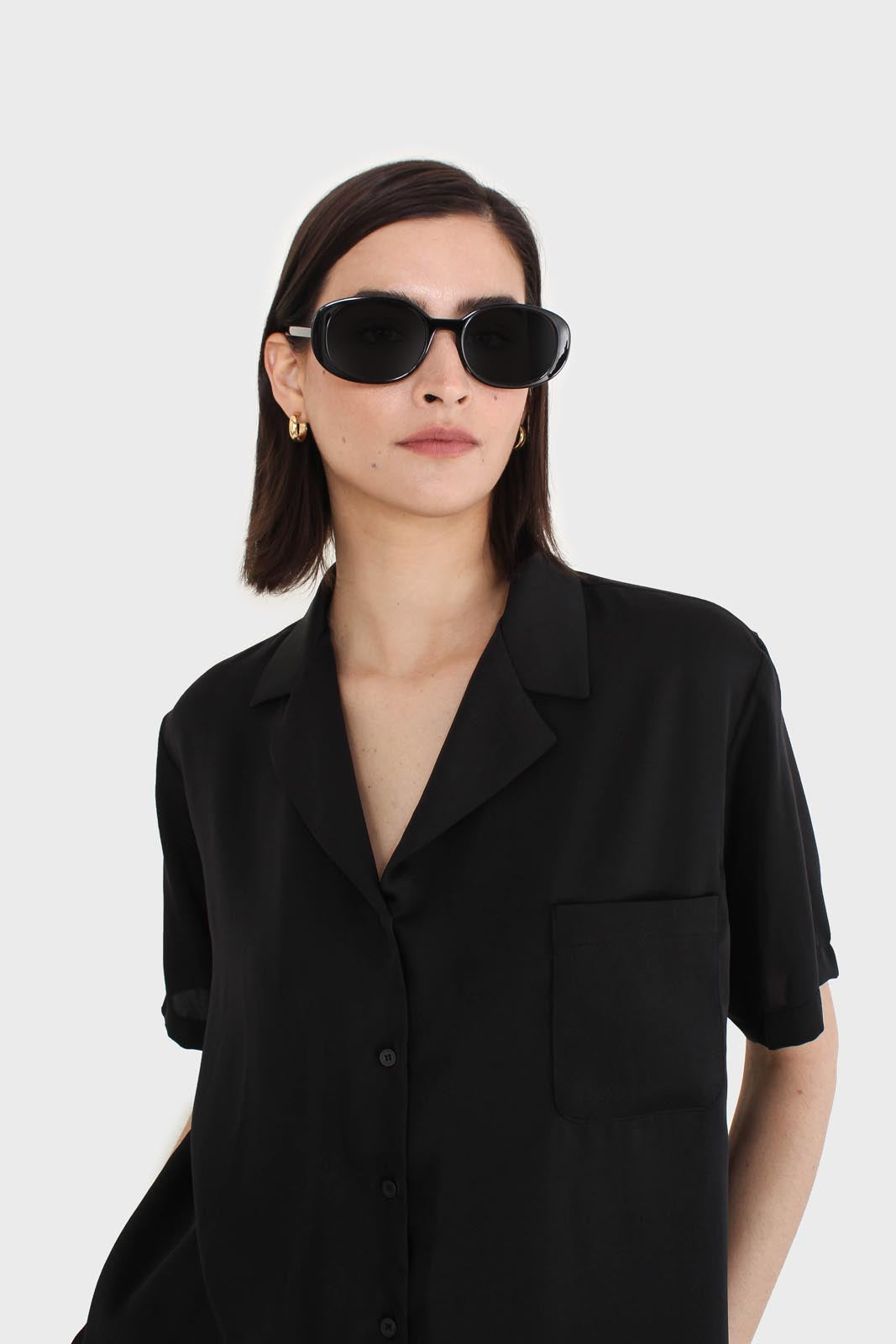 Black satin short sleeve shirt_8