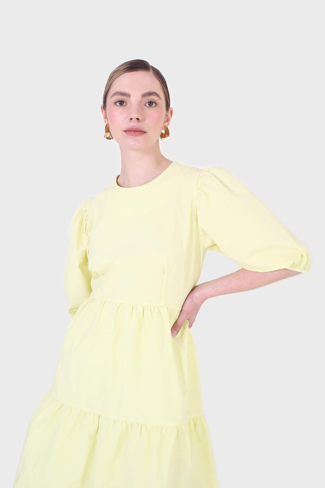 Yellow tiered puff sleeve mini dress_11