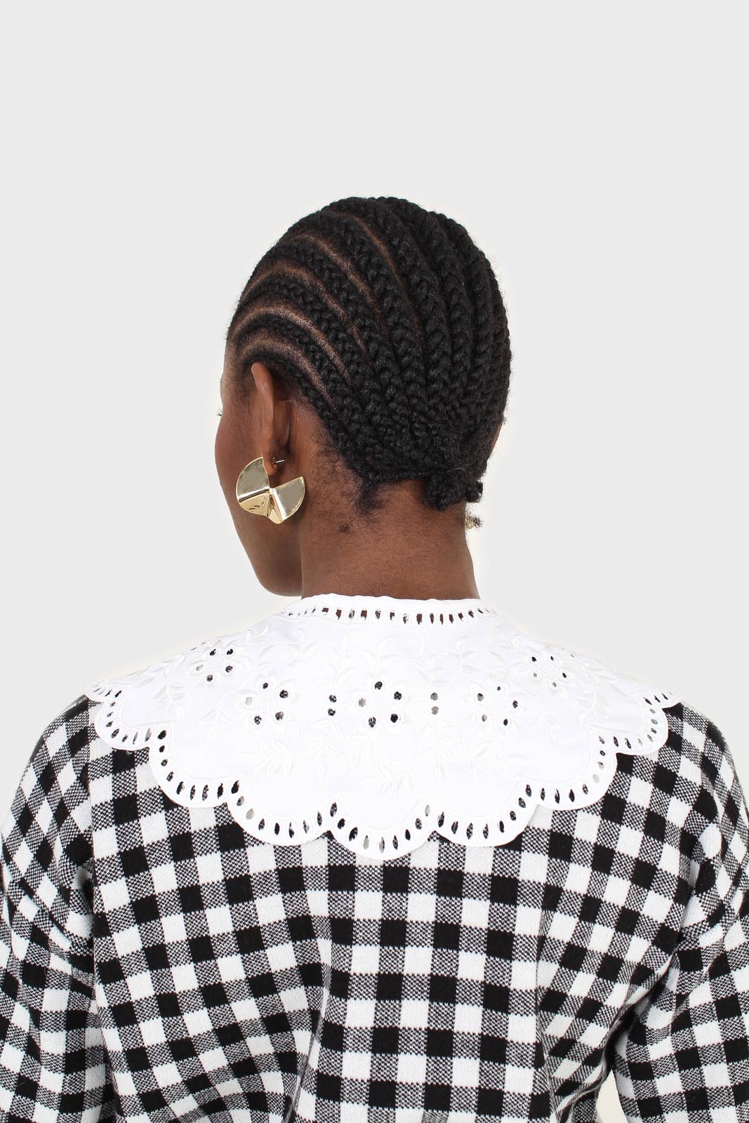 White detailed embroidery lace collar_2