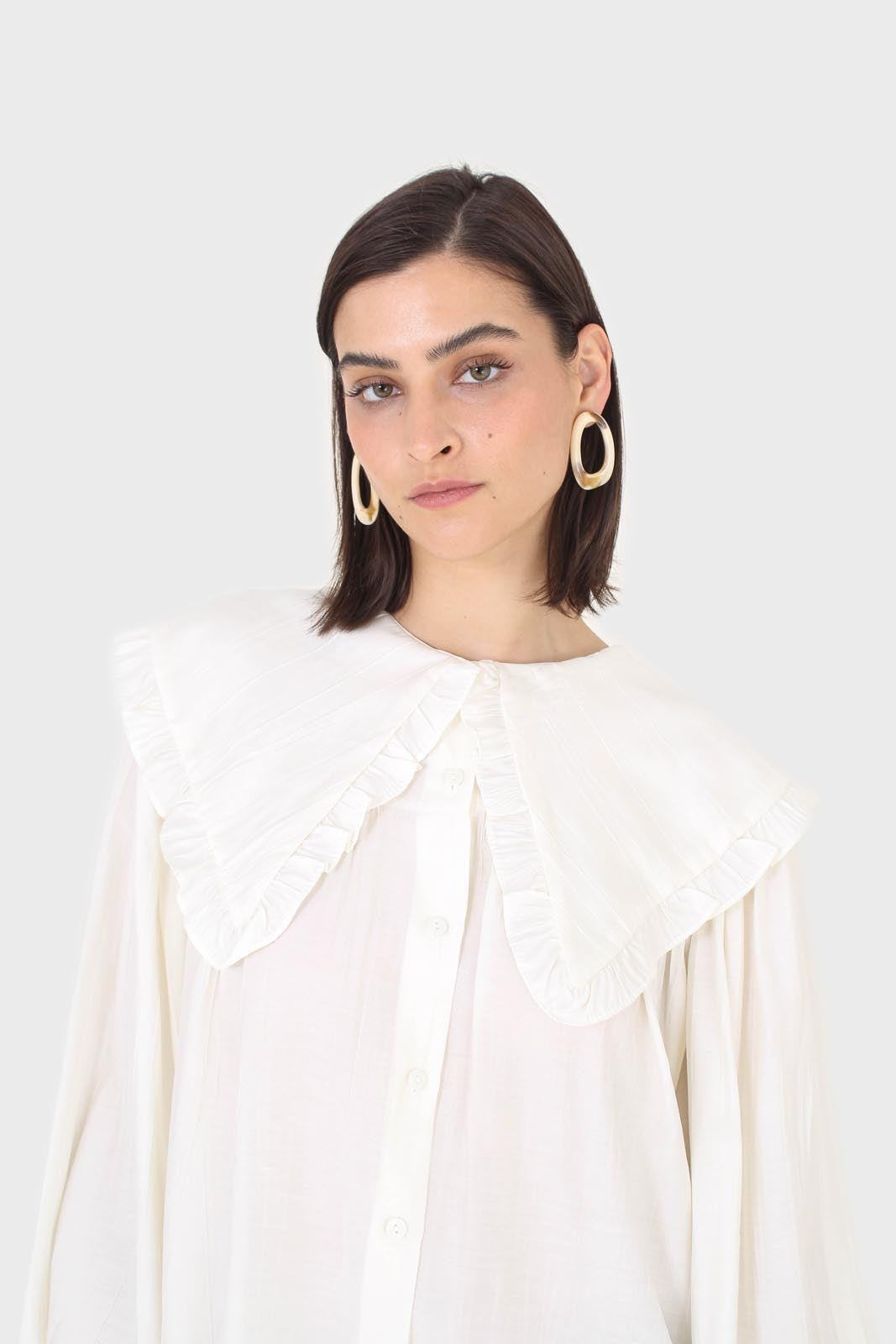 Ivory frill large collar balloon sleeve blouse_8