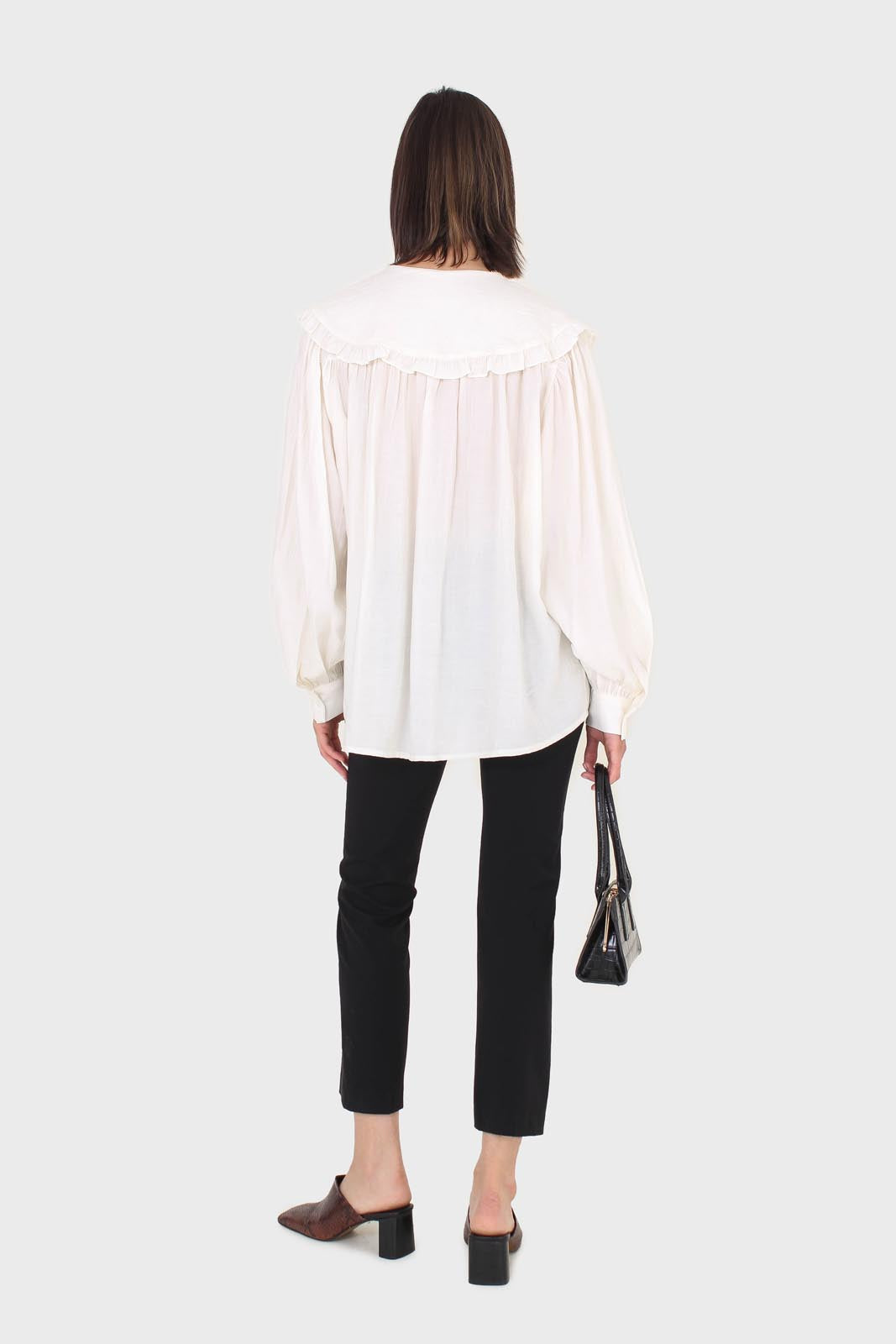 Ivory frill large collar balloon sleeve blouse_4