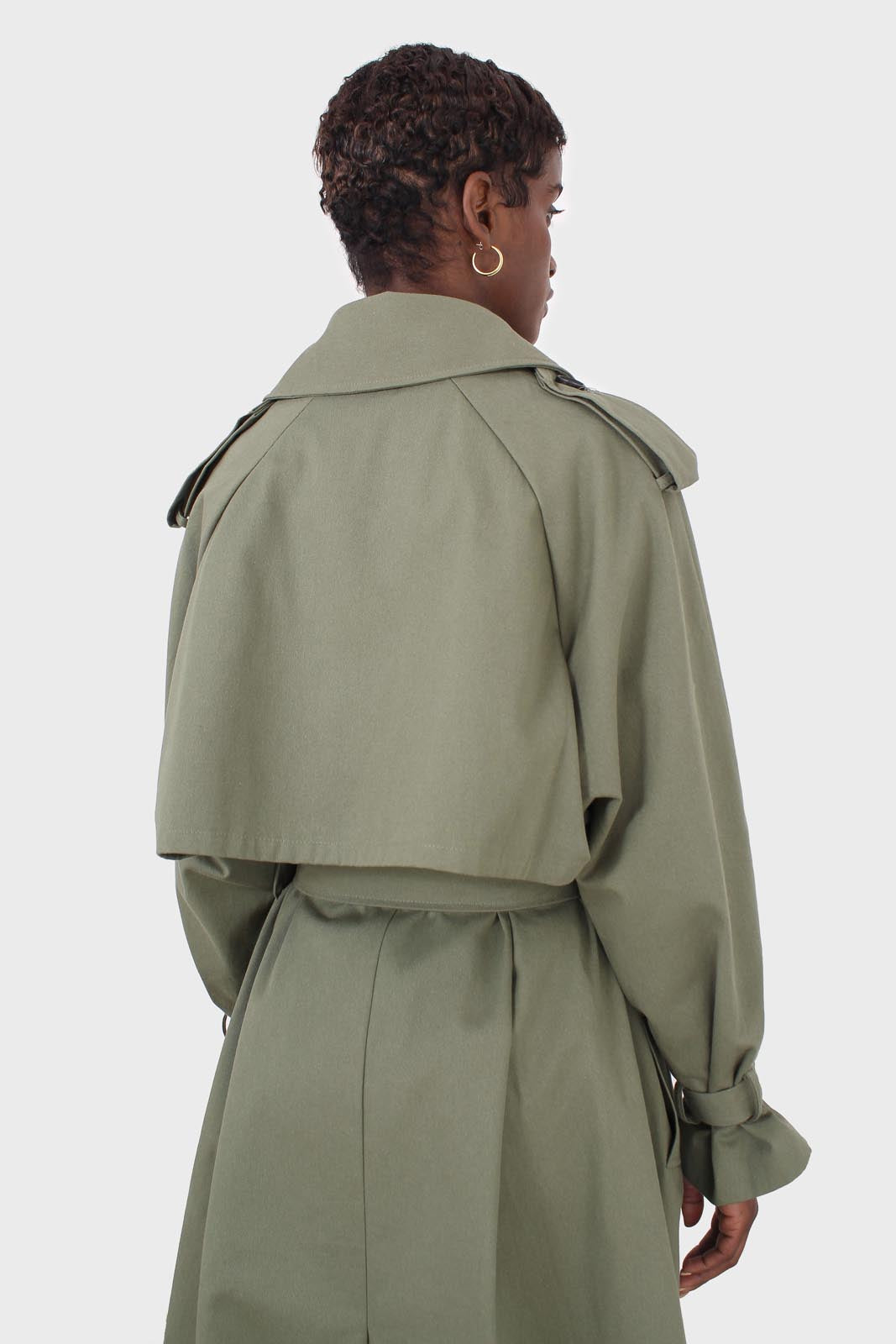 Khaki classic double breasted trench coat_8