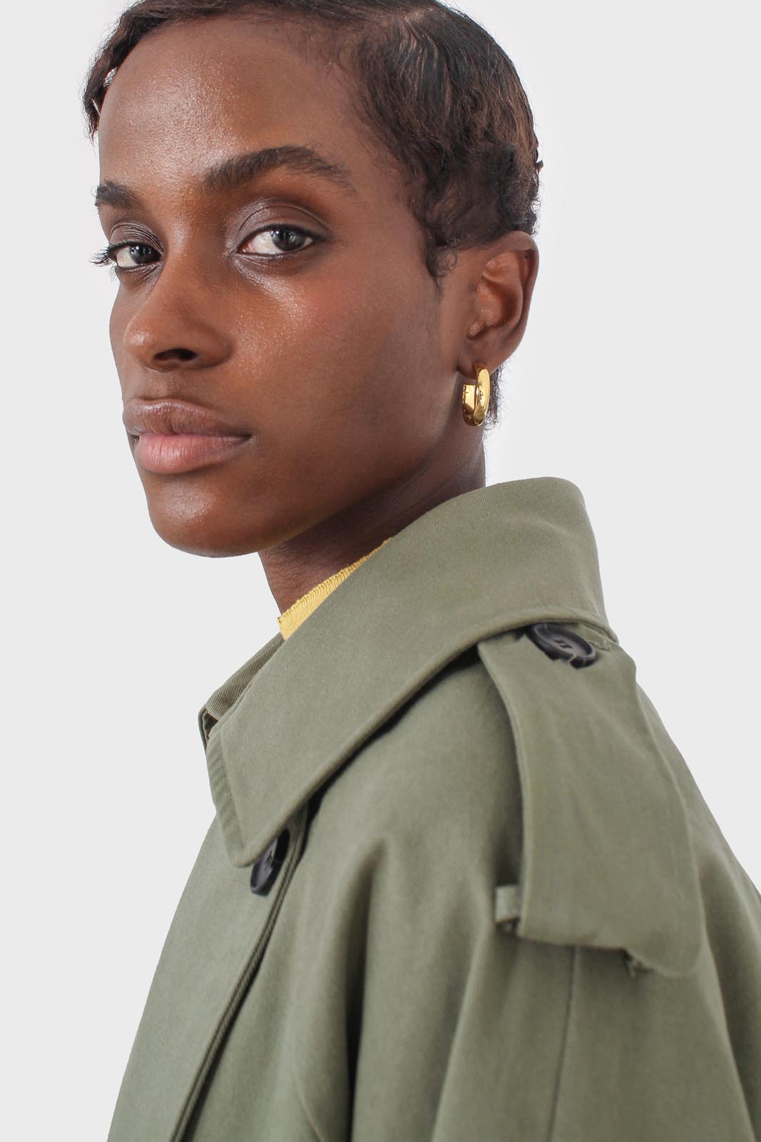 Khaki classic double breasted trench coat_6