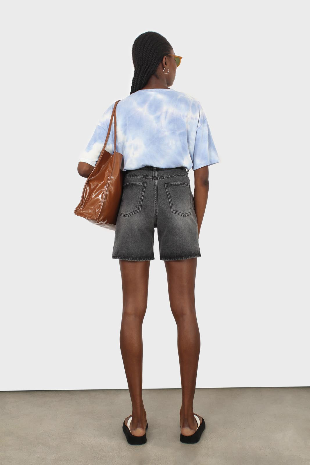 Washed black denim bermuda shorts_5