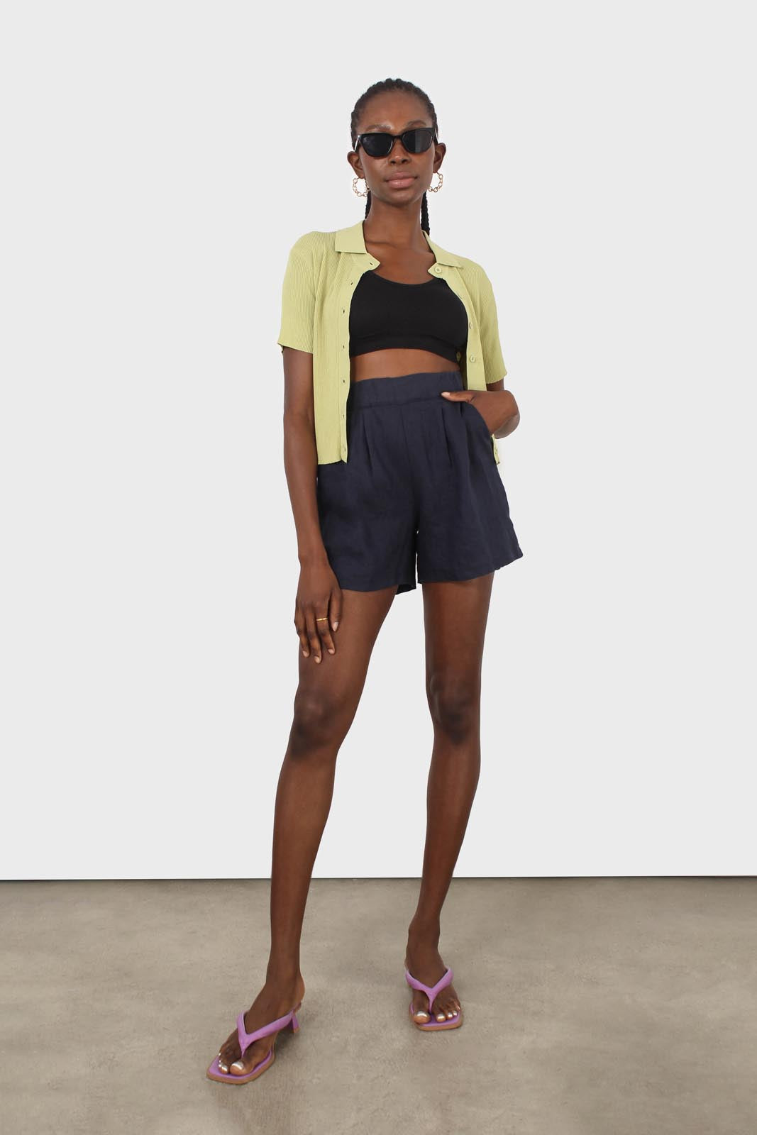 Navy linen blended shorts_1