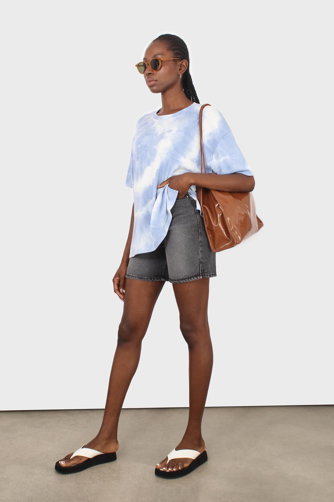 Blue and white tie dye t-shirt_2