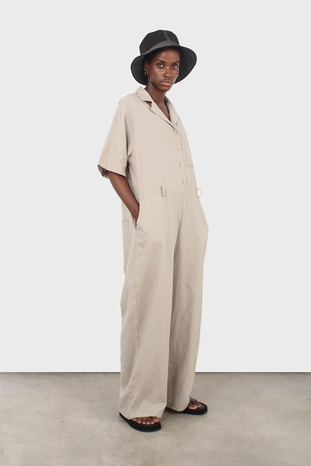Oatmeal linen blend short sleeved boilersuit_4