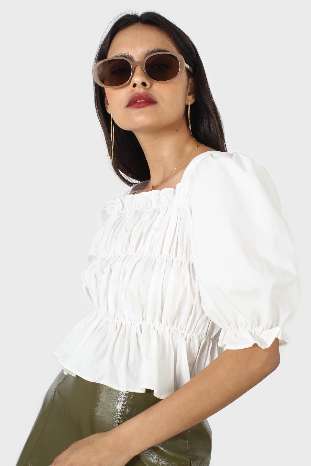 Ivory ruched puff sleeve cropped top_4