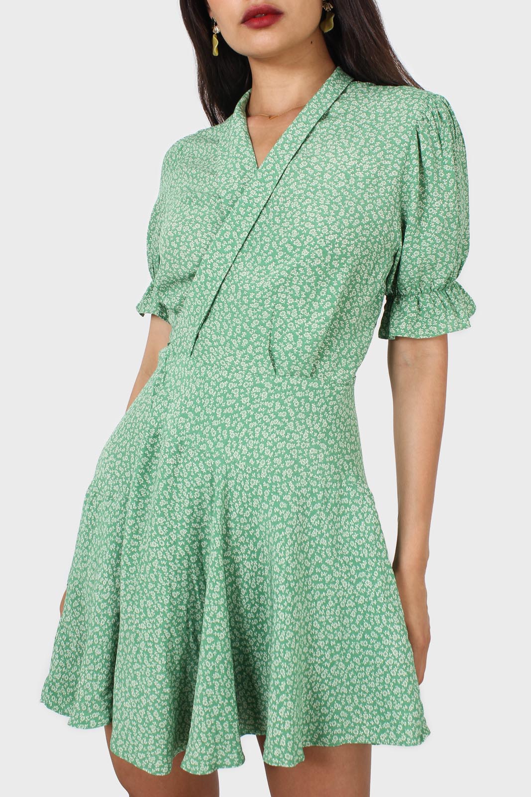 Green and ivory floral puffed sleeve wrap mini dress_8