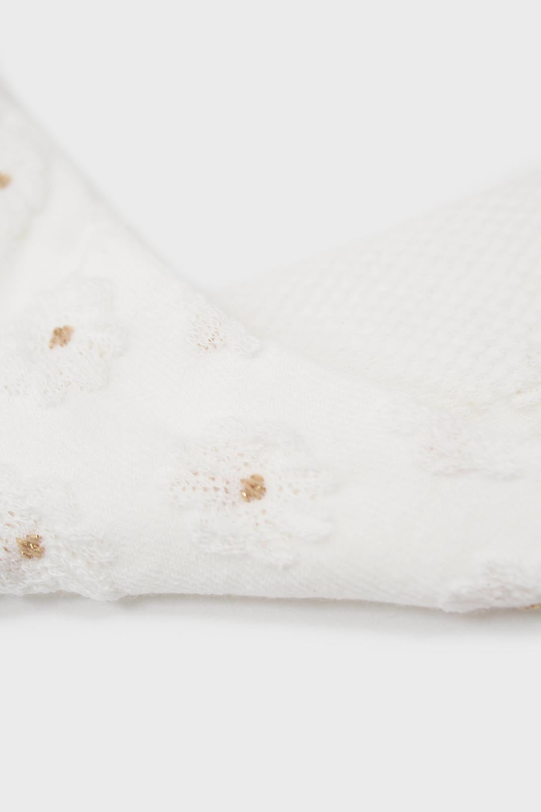 White floral tuft ankle socks_2