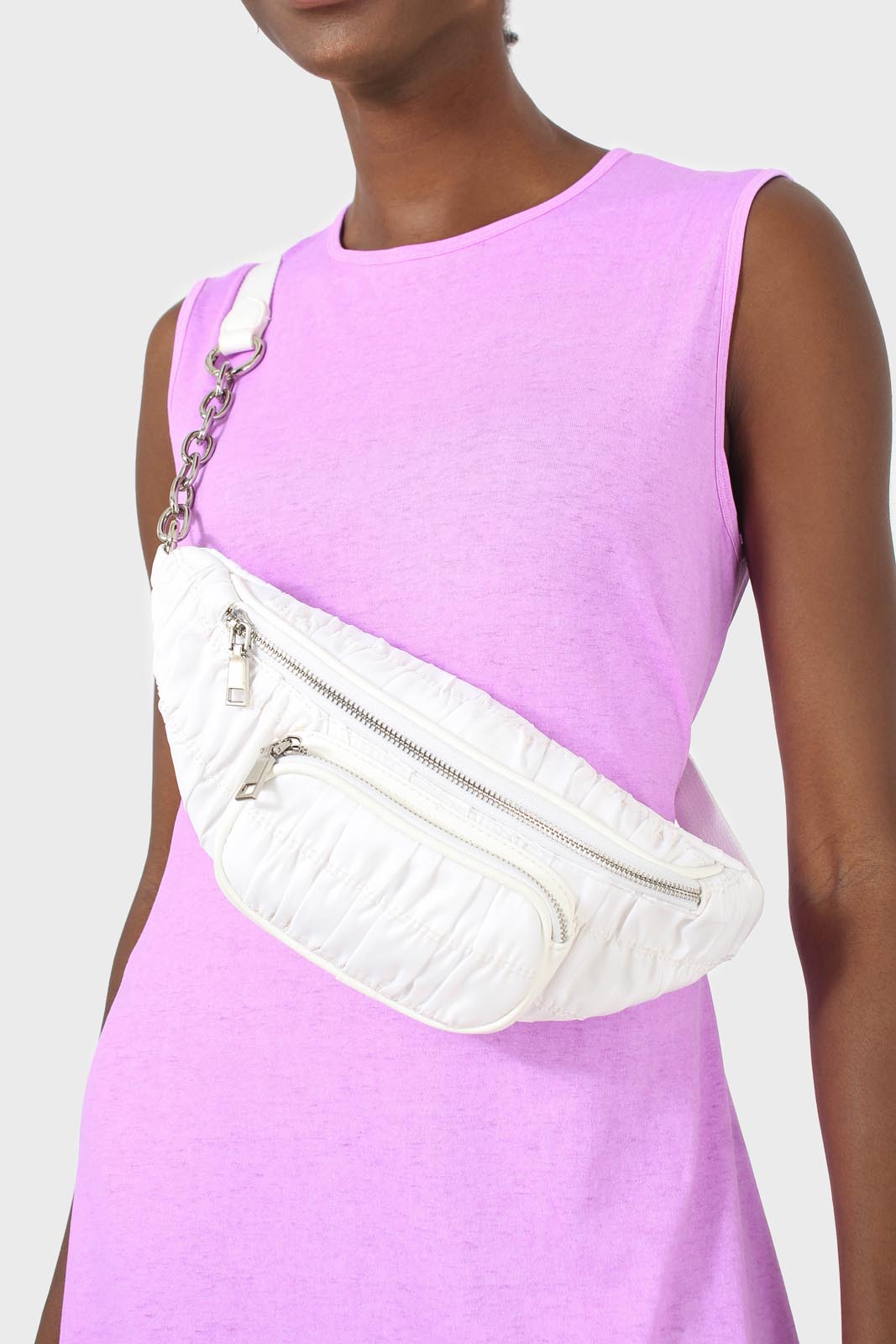 White ruched vegan leather silver zip bum bag_2