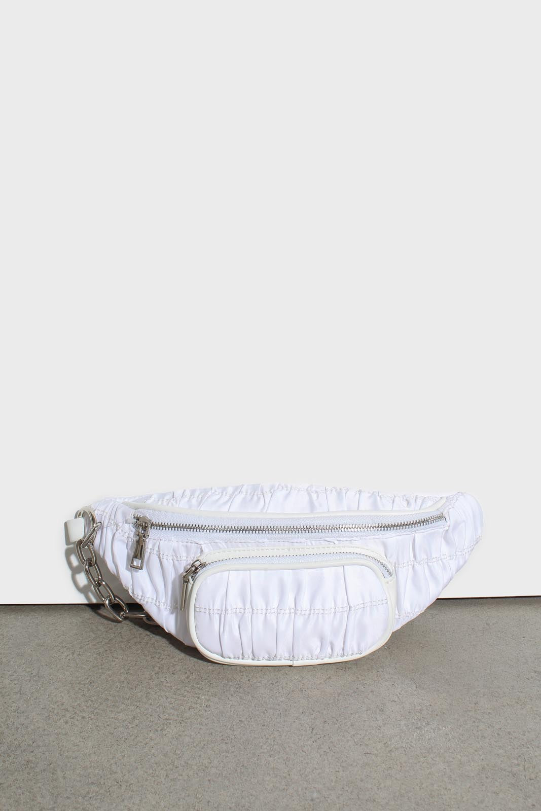 White ruched vegan leather silver zip bum bag_3