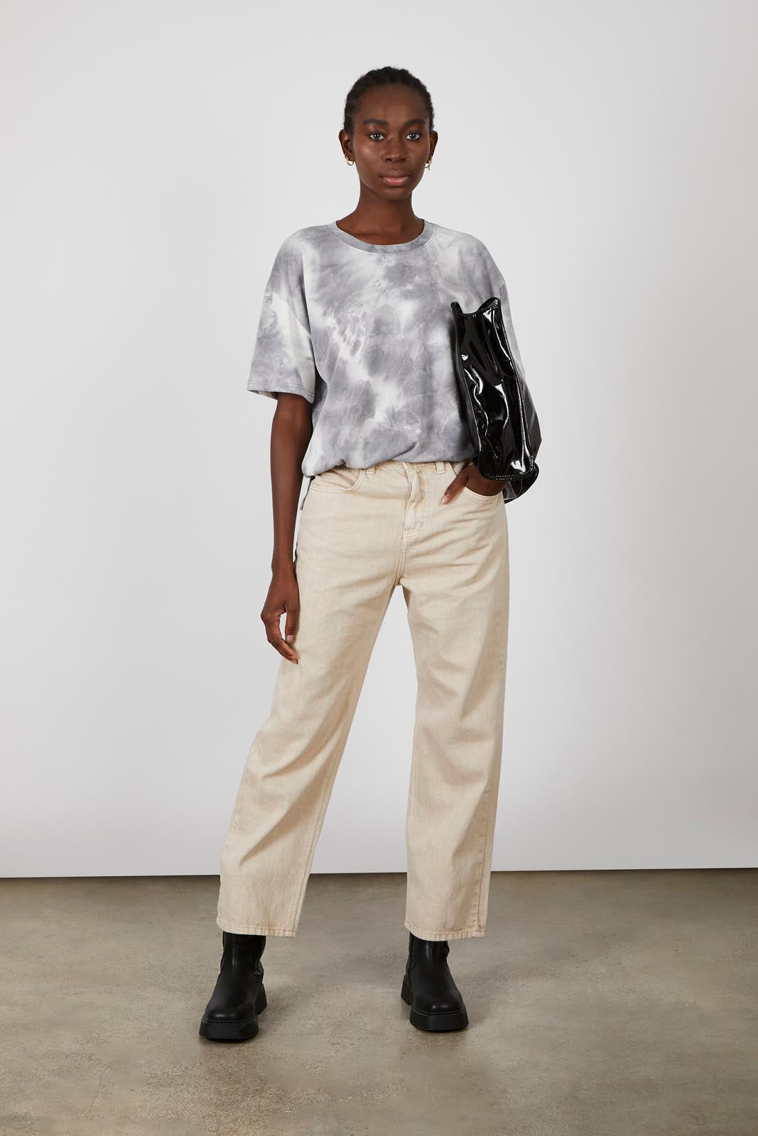 Black and white tie dye t-shirt_3