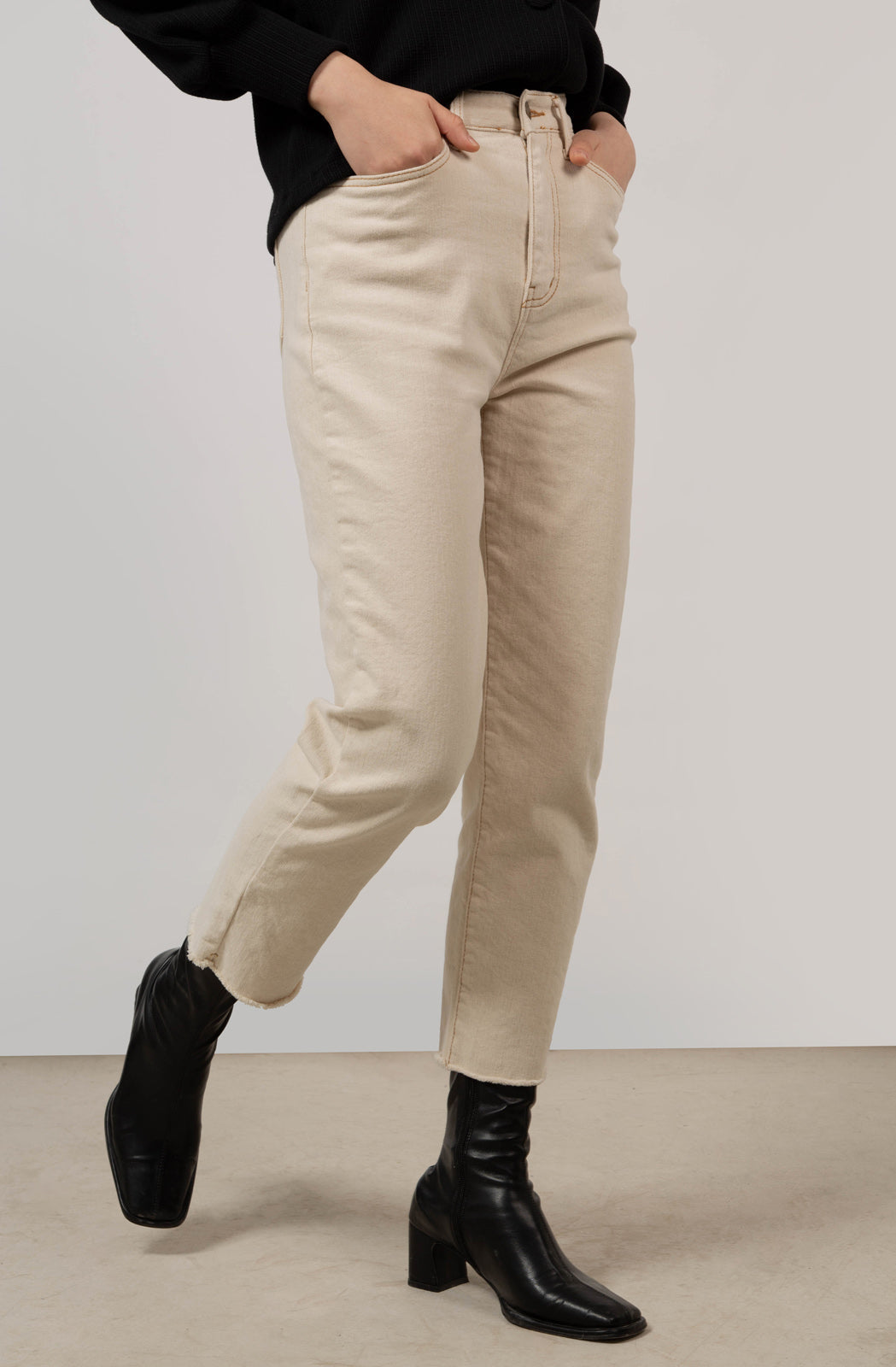 Ivory and beige contrast stitch jeans - 996_2