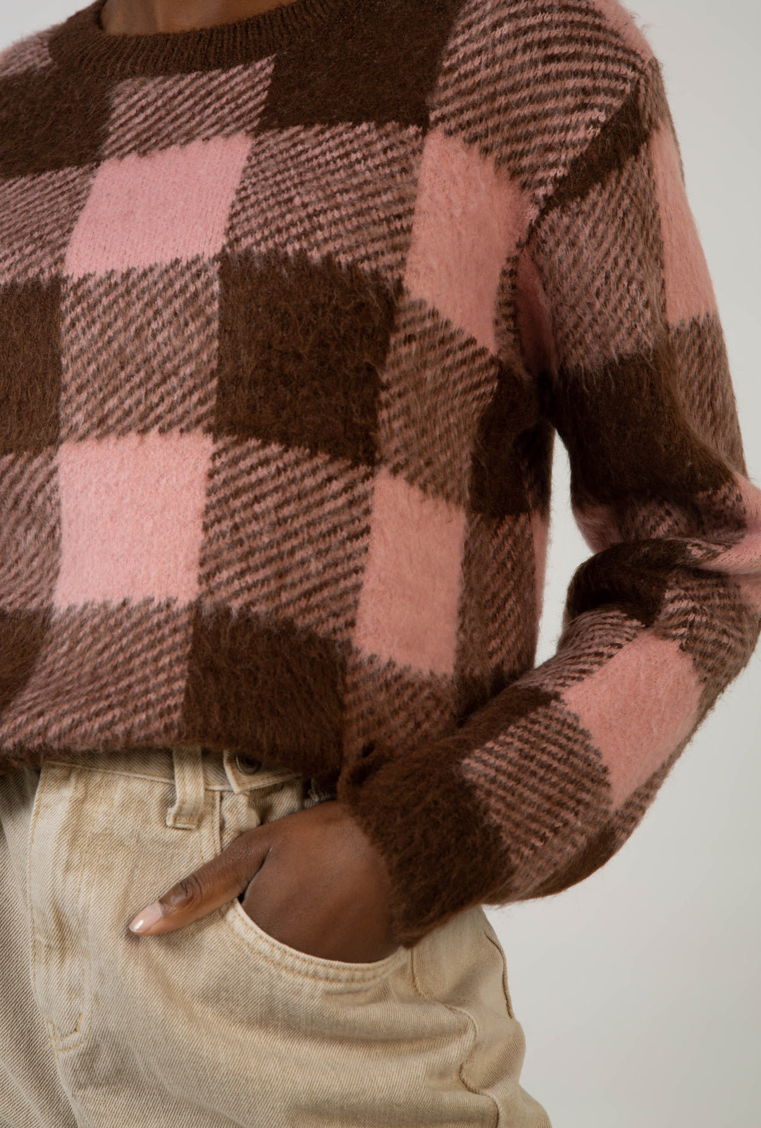 Pale pink and brown block plaid jumper_3