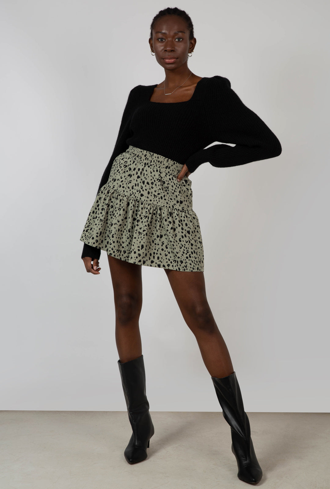 Khaki leopard print tiered mini skirt_1