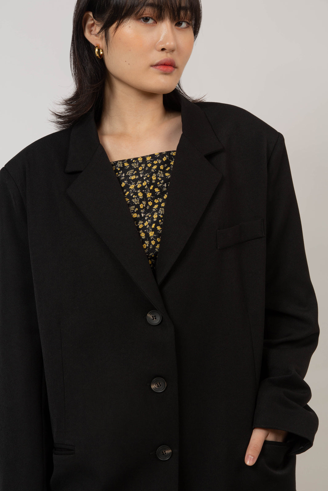 Black single breasted oversized blazer_7