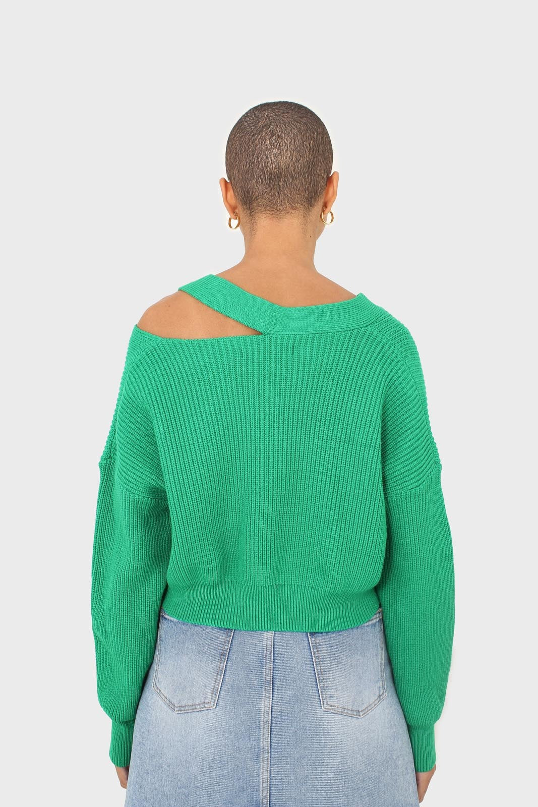 Green side neck slit V-neck jumper_2