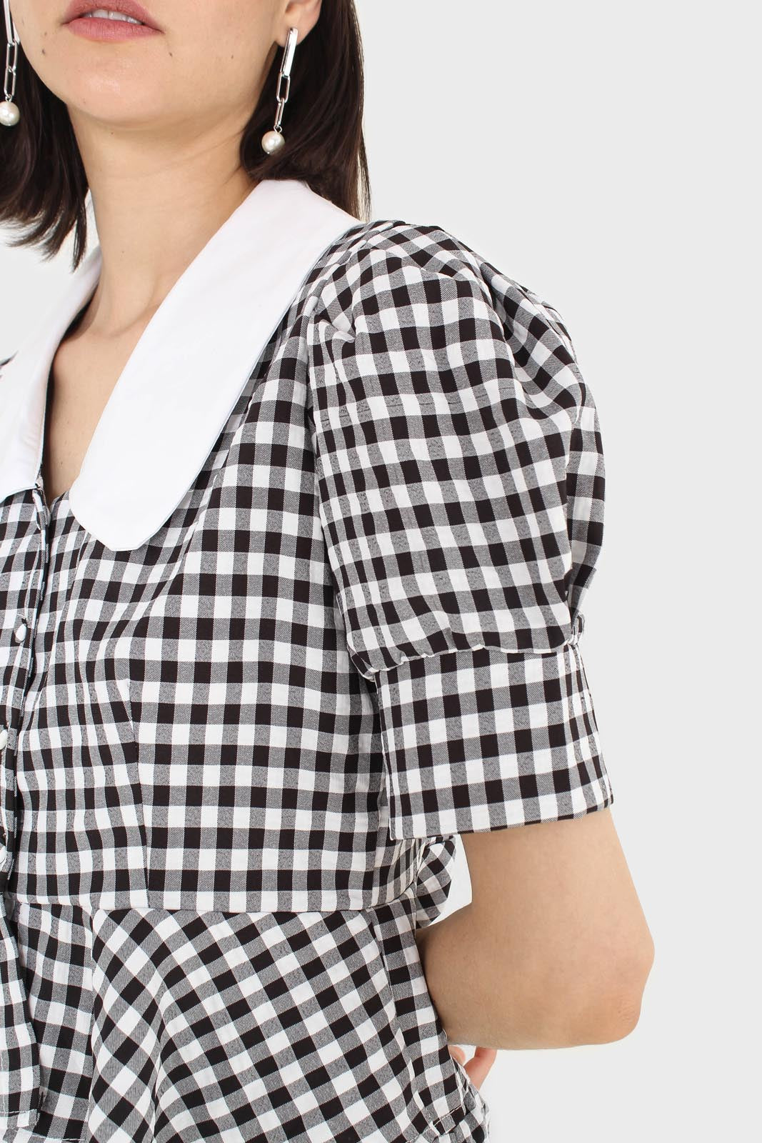 Black and white gingham large collar peplum top_6