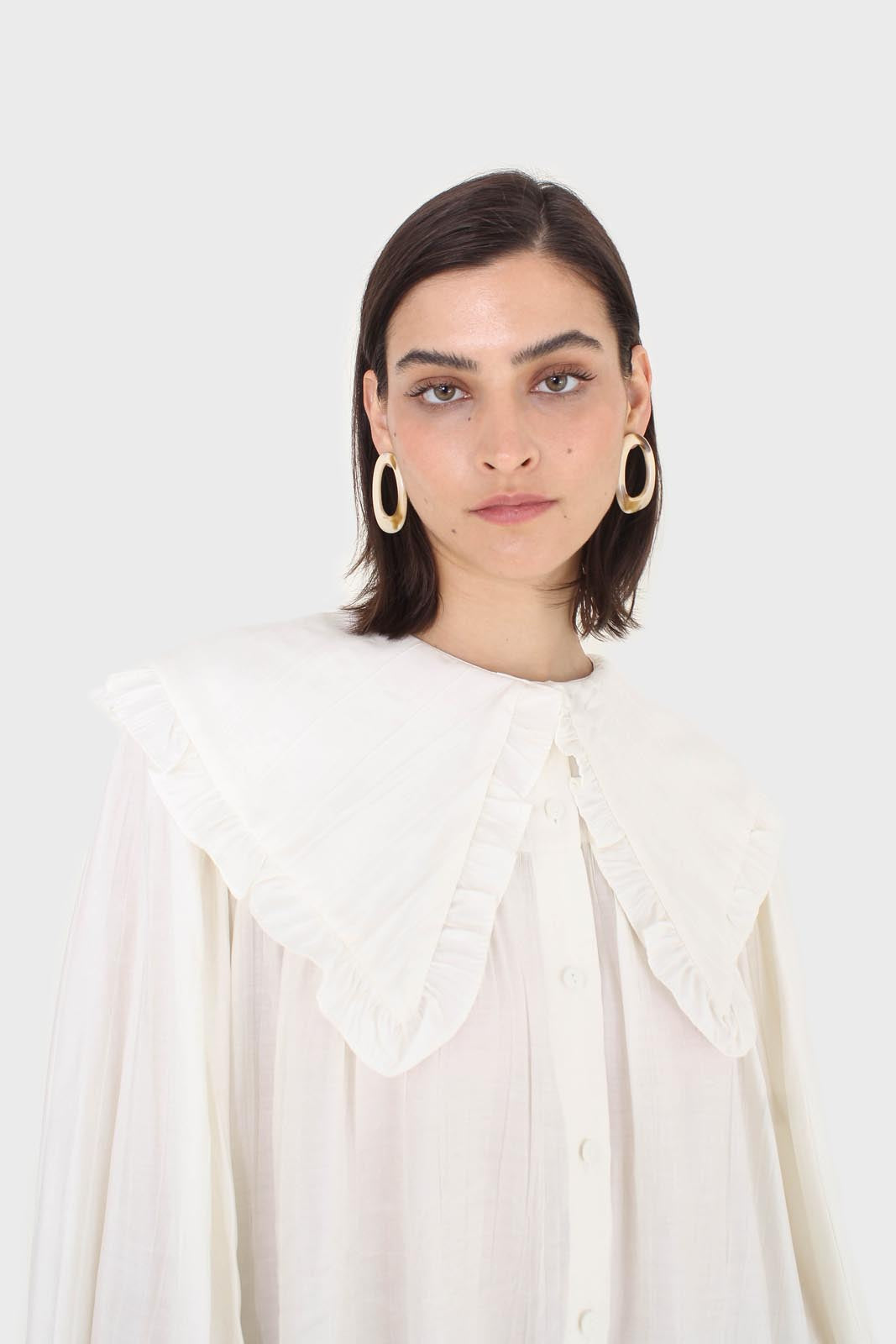 Ivory frill large collar balloon sleeve blouse_7