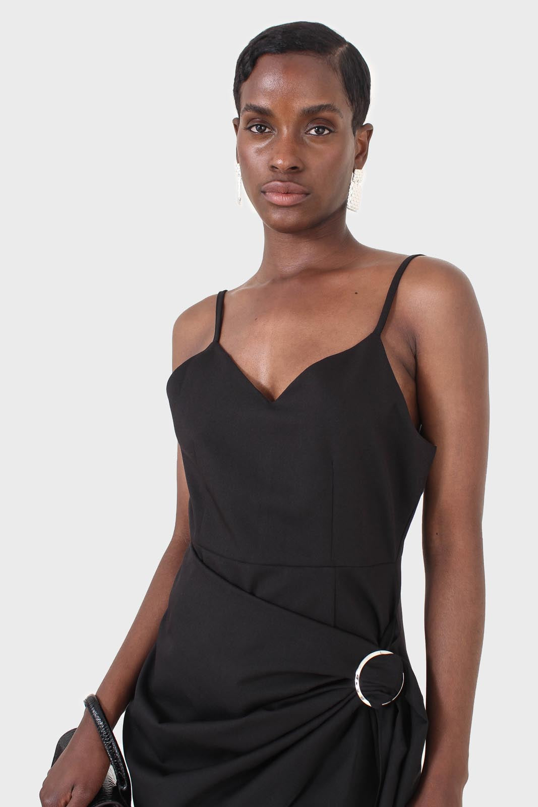 Black thin strap silver ring buckle mini dress_5