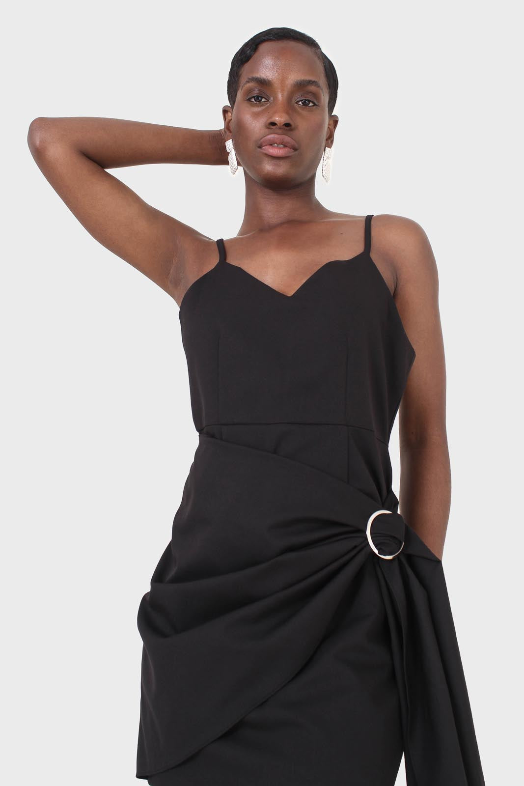 Black thin strap silver ring buckle mini dress_7