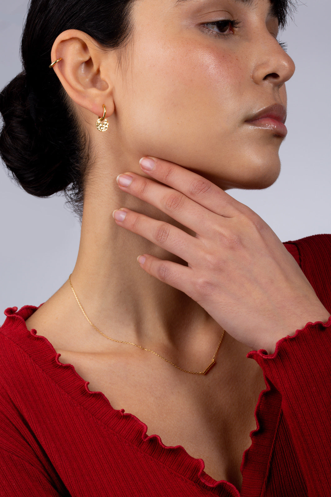 Gold hammered circle hoop earrings_4